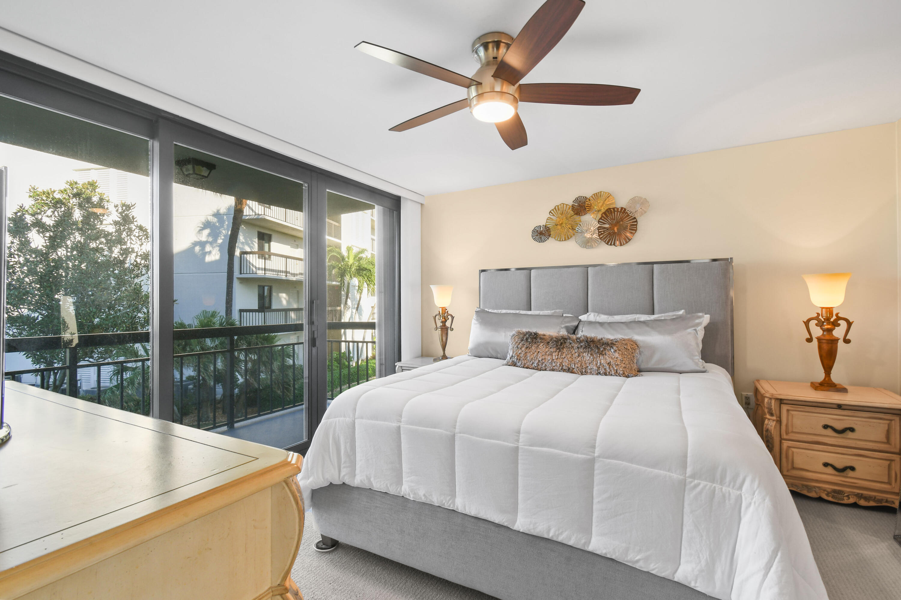 501 S Seas Drive 206