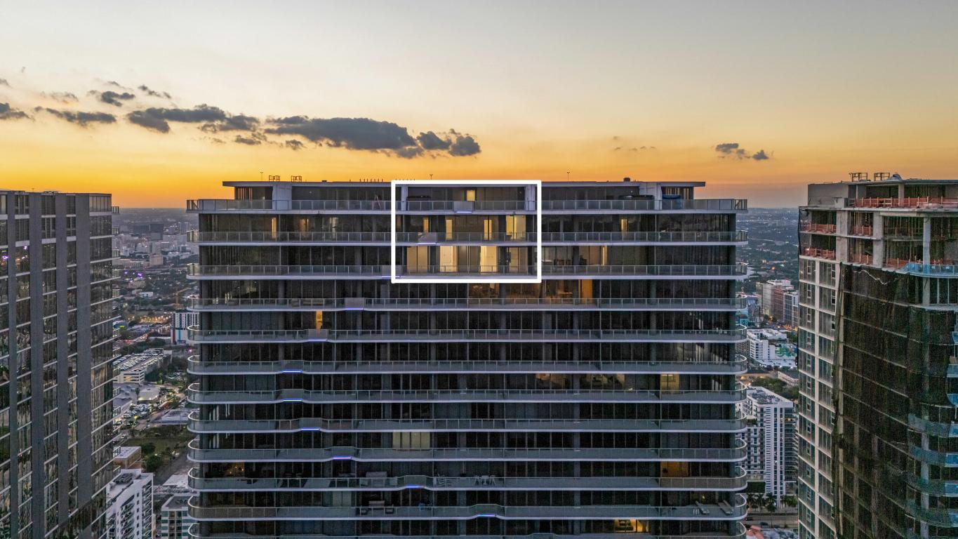 700 NE 24th Street Ph-6003