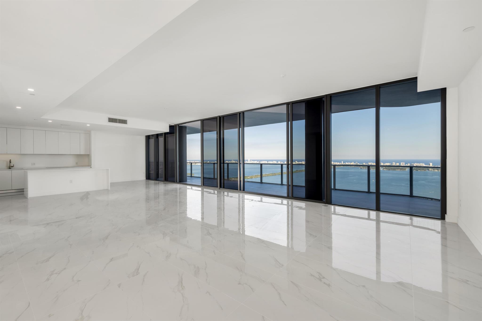 700 NE 24th Street Ph-6003