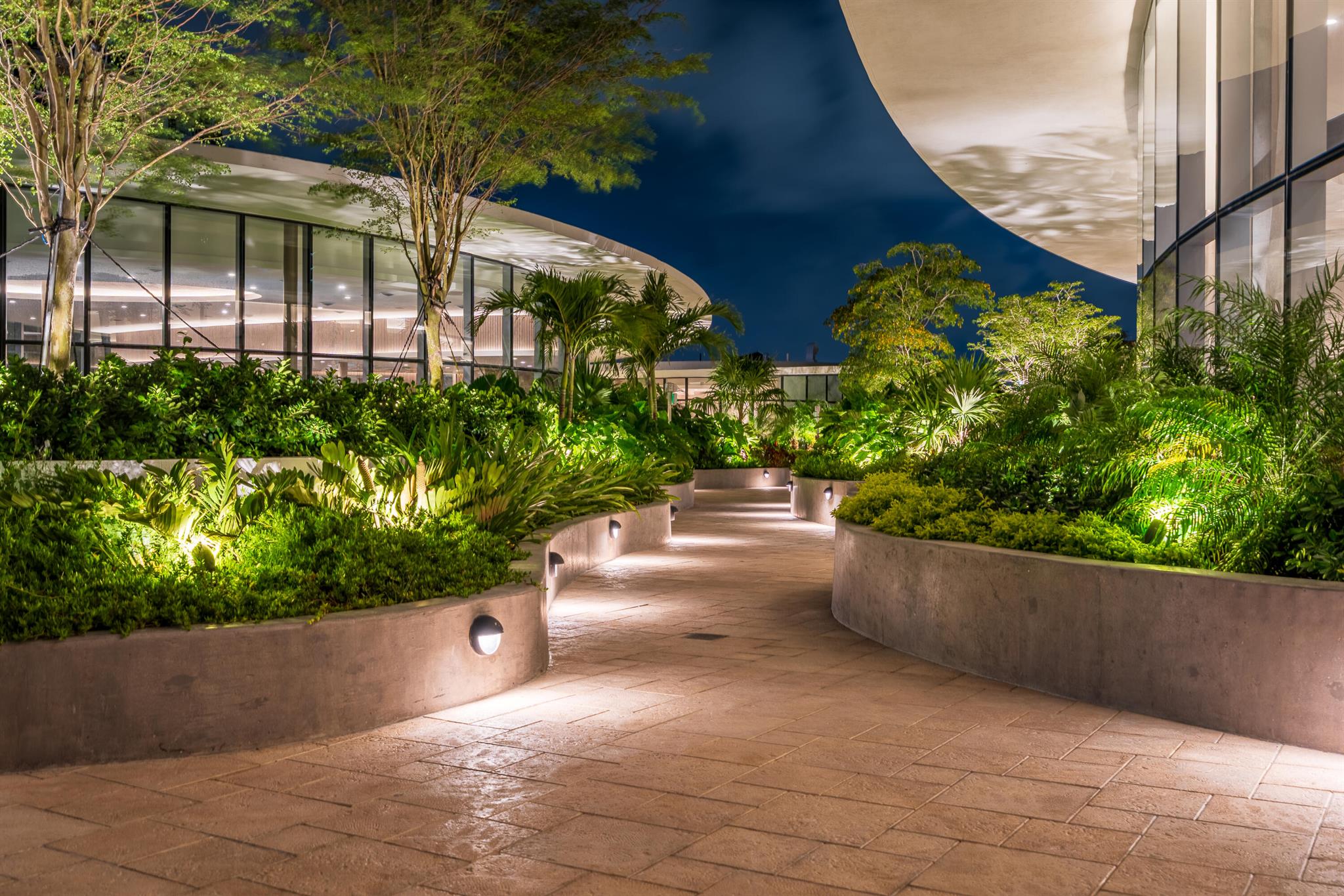 700 NE 24th Street Ph-6003