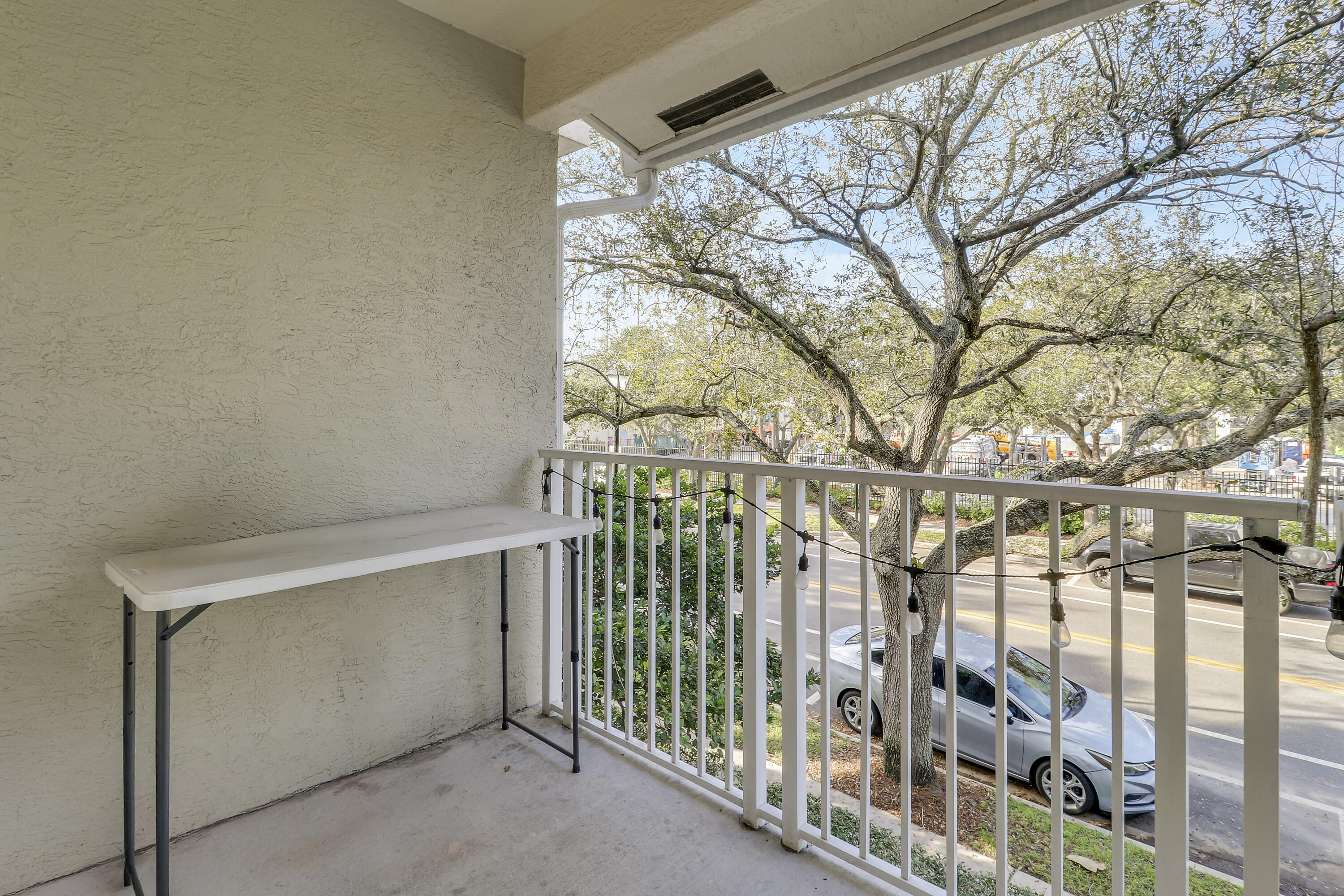 1152 University Boulevard 22