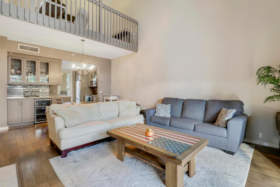 1152 University Boulevard 22