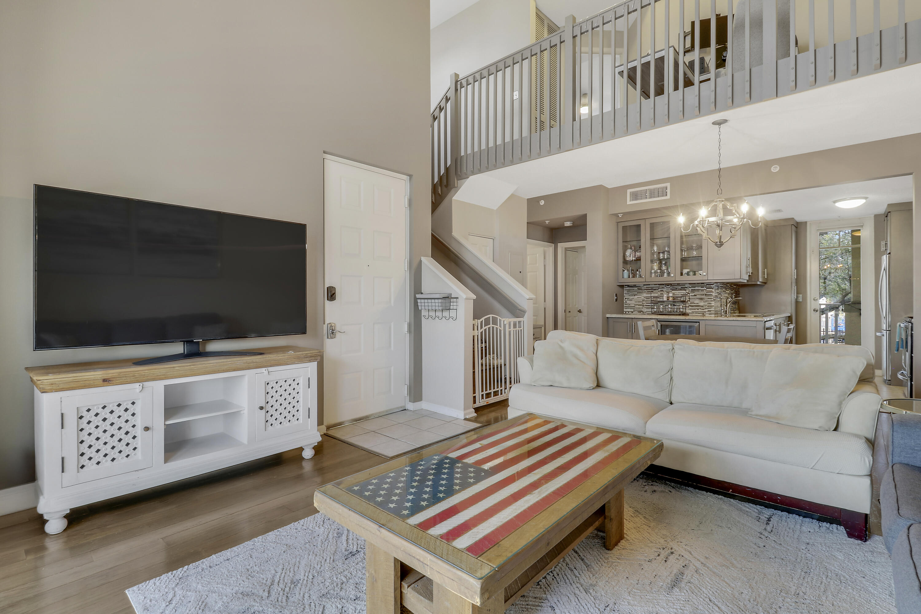 1152 University Boulevard 22