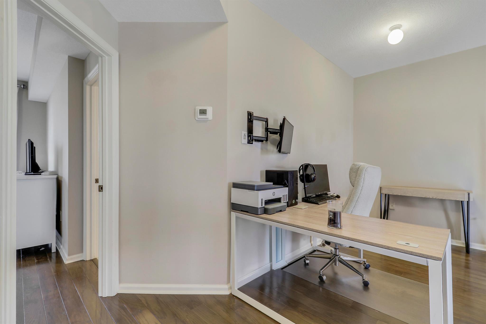 1152 University Boulevard 22