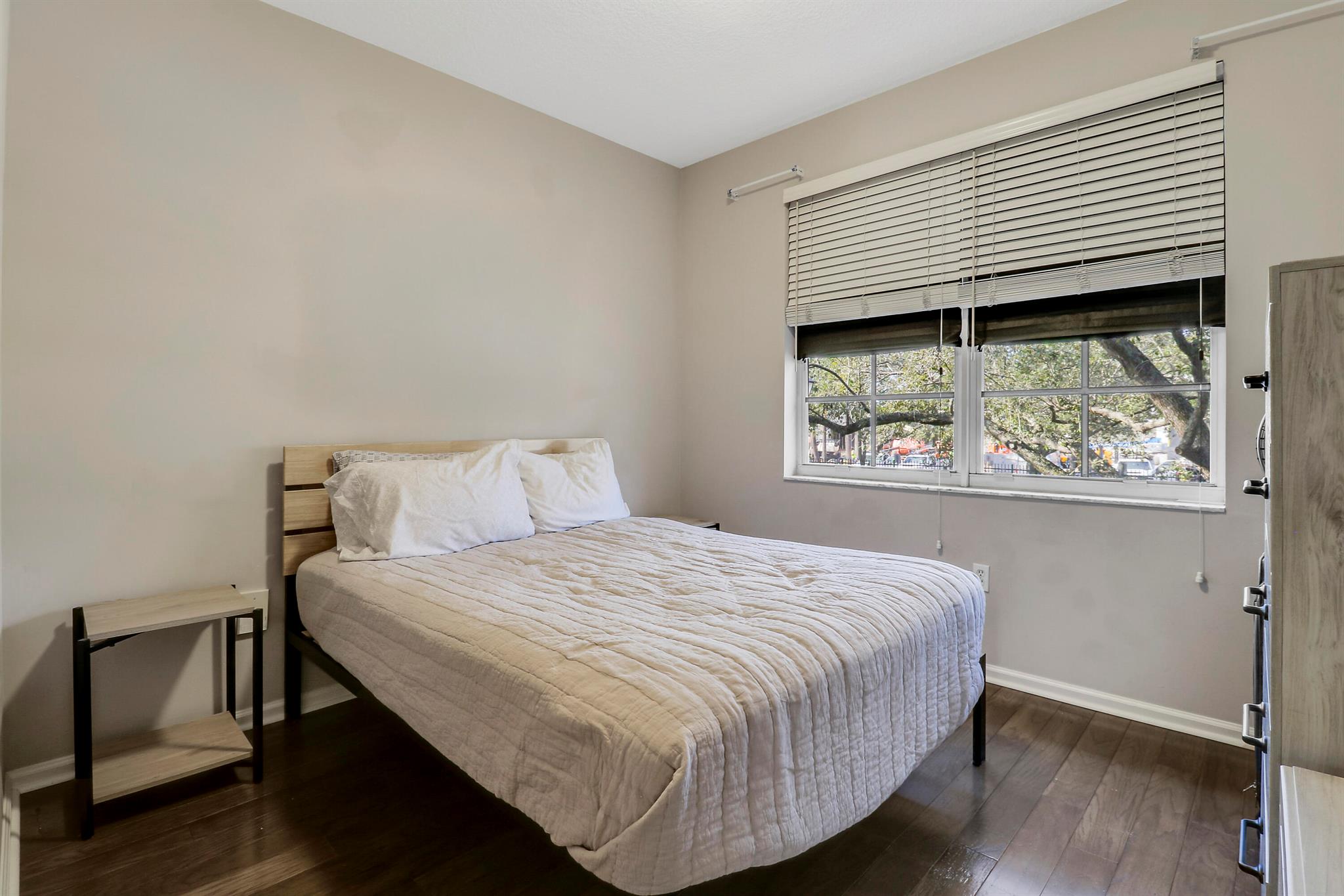 1152 University Boulevard 22