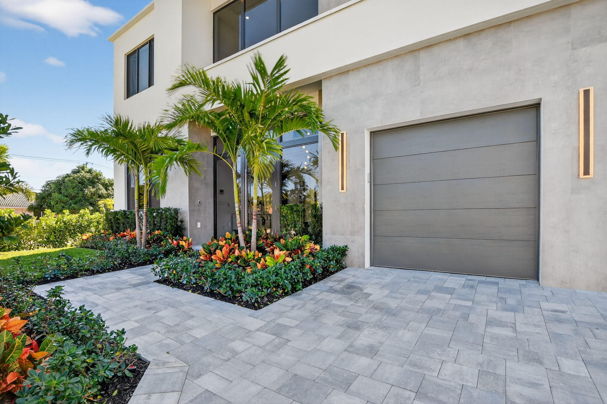 1224 SW 13 Street