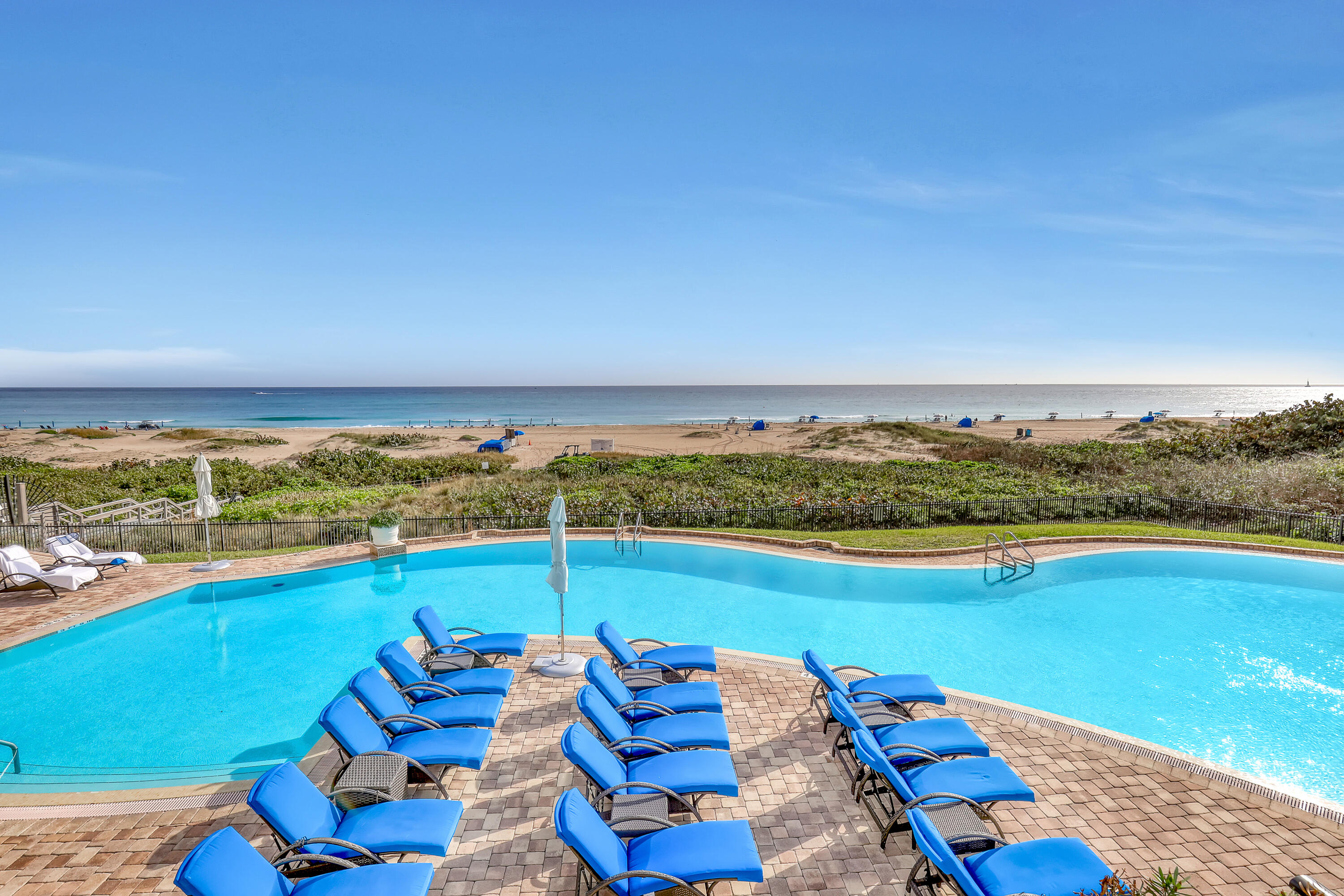 2700 N Ocean Drive 2105b