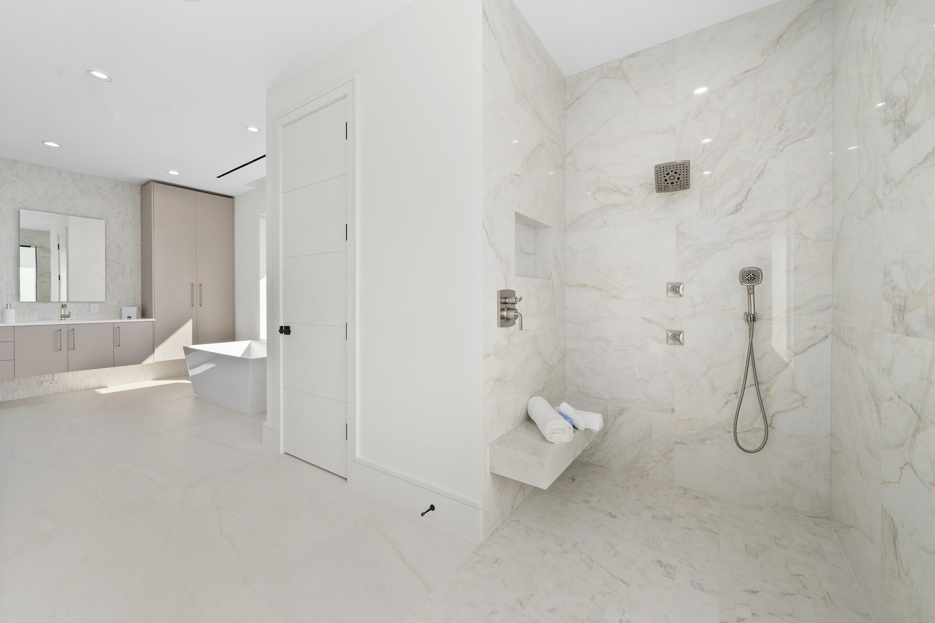 2880 NE 9th Street, Pompano Beach