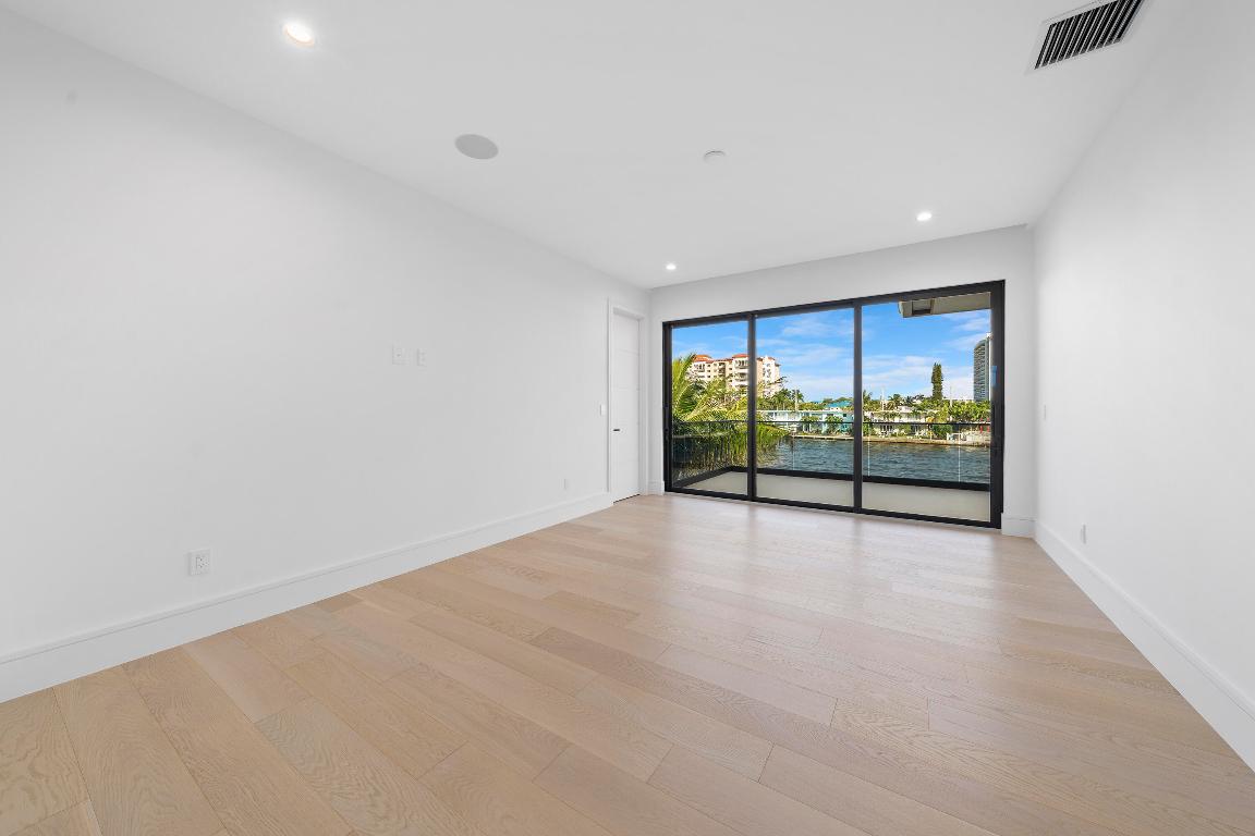 2880 NE 9th Street, Pompano Beach