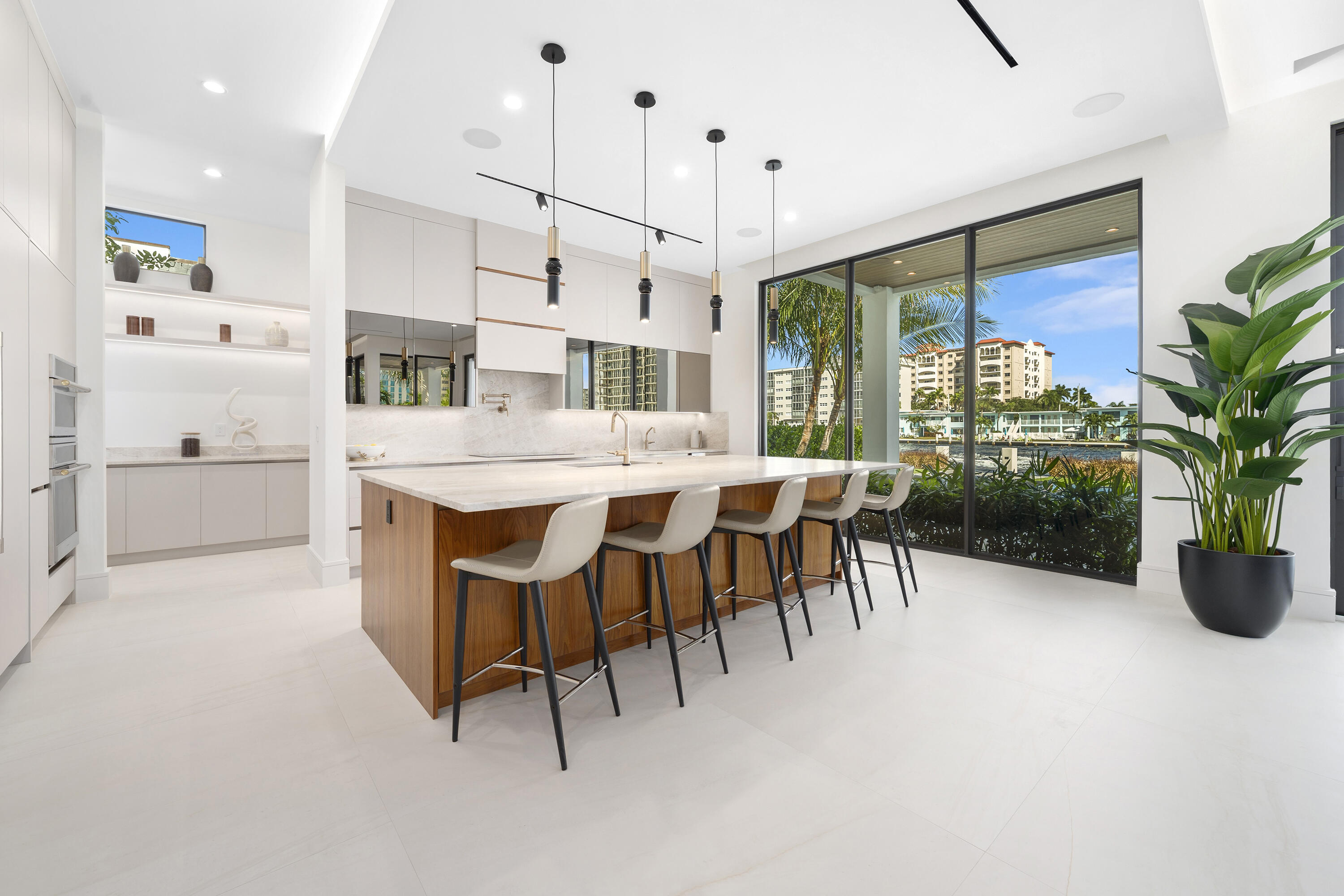 2880 NE 9th Street, Pompano Beach