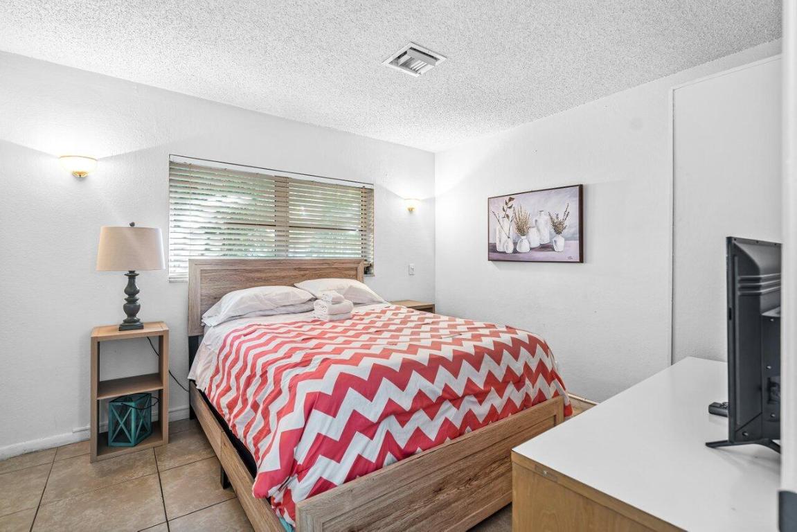 262 SE 9th Avenue 1-4