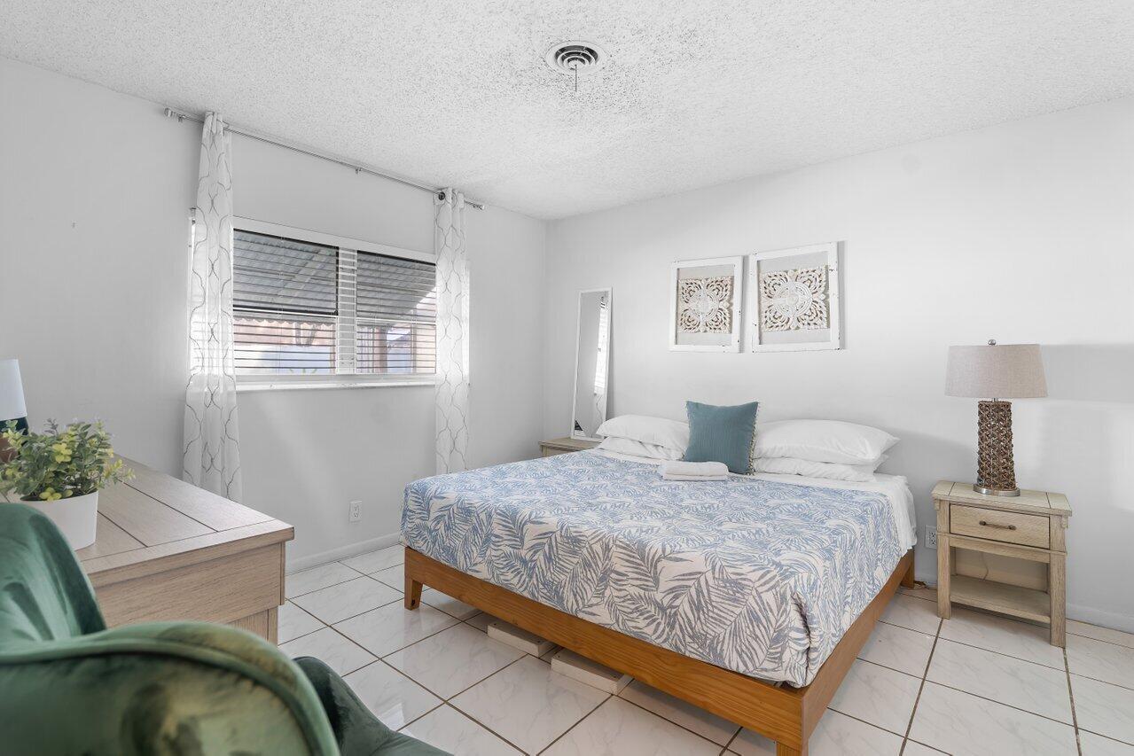 262 SE 9th Avenue 1-4