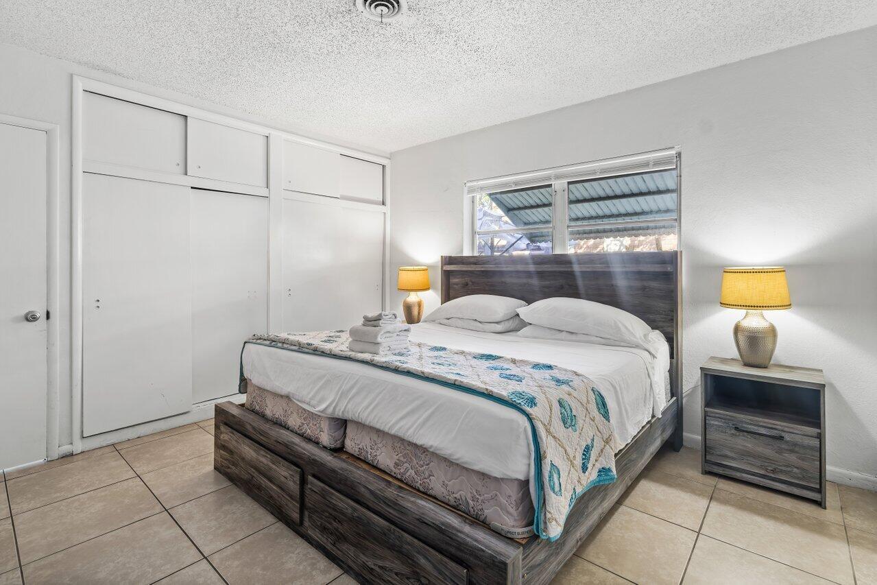 262 SE 9th Avenue 1-4