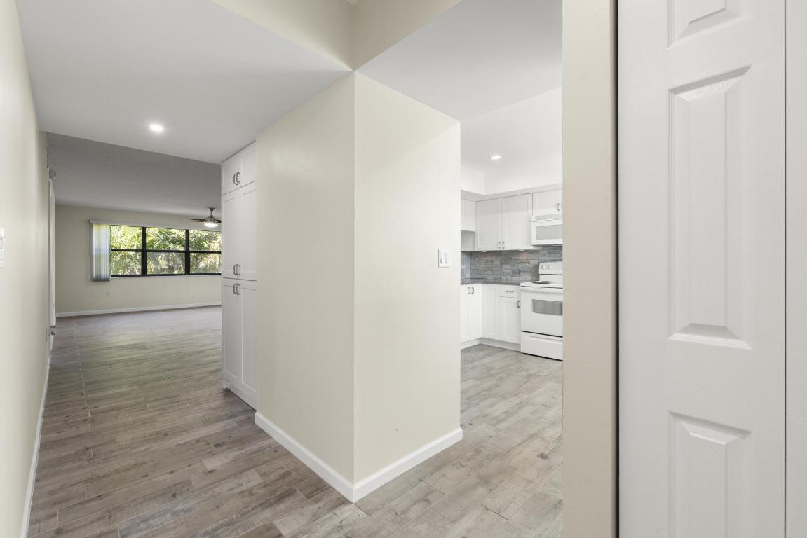 6670 Villa Sonrisa Drive 221