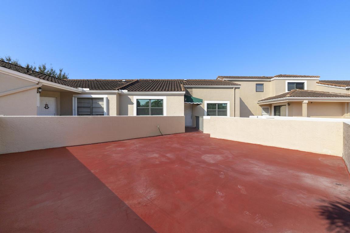 6670 Villa Sonrisa Drive 221