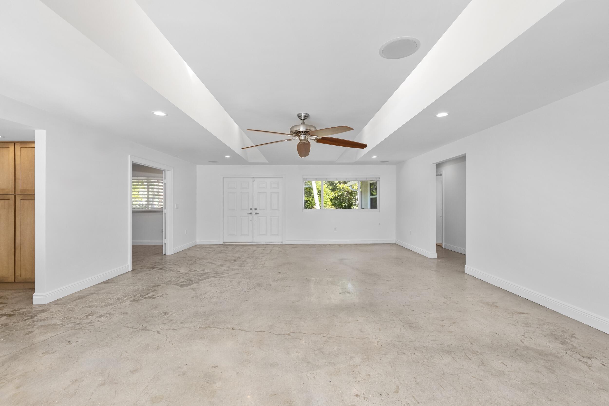 41 Coconut Lane