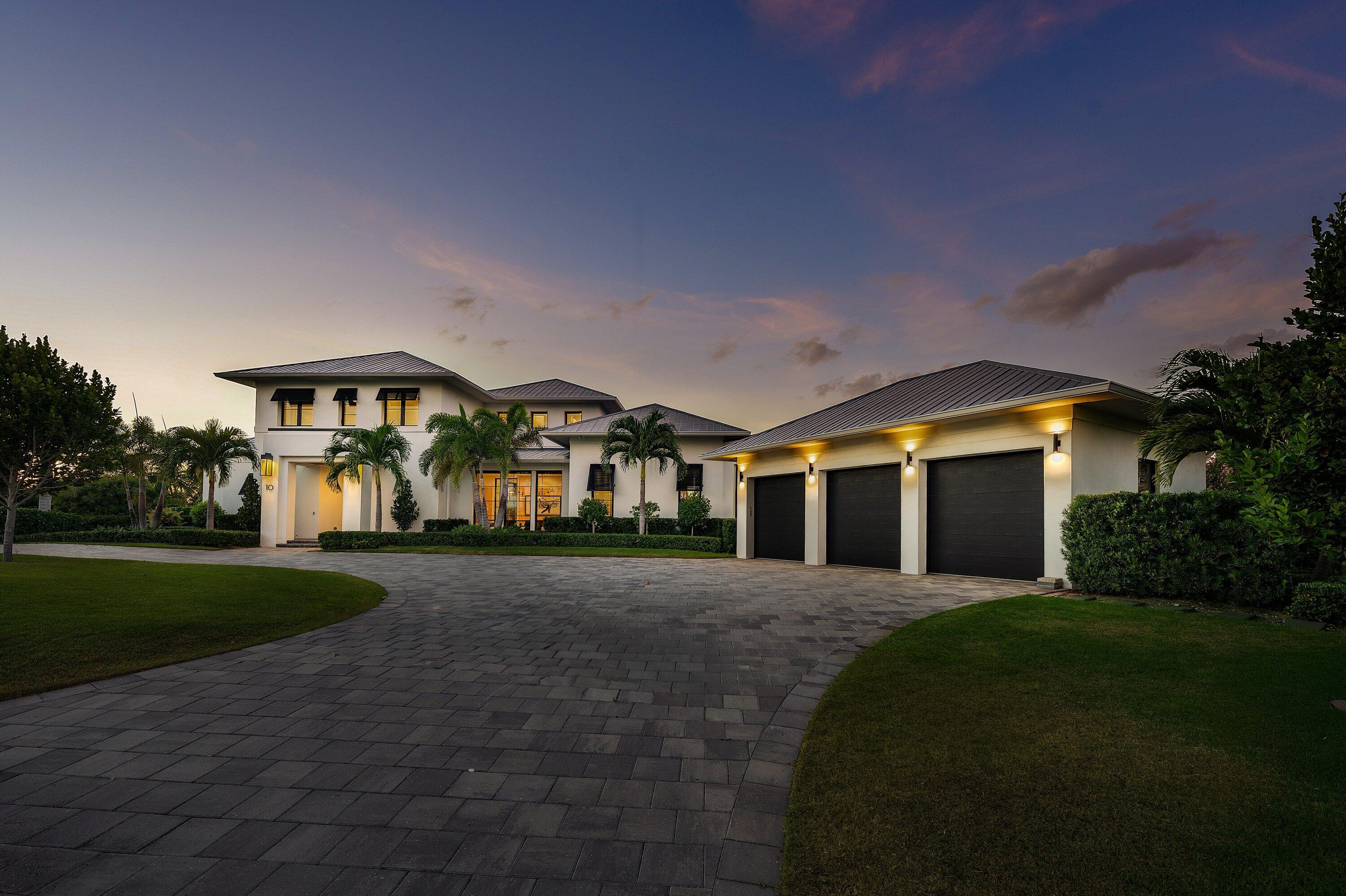 10 Harbour Drive S