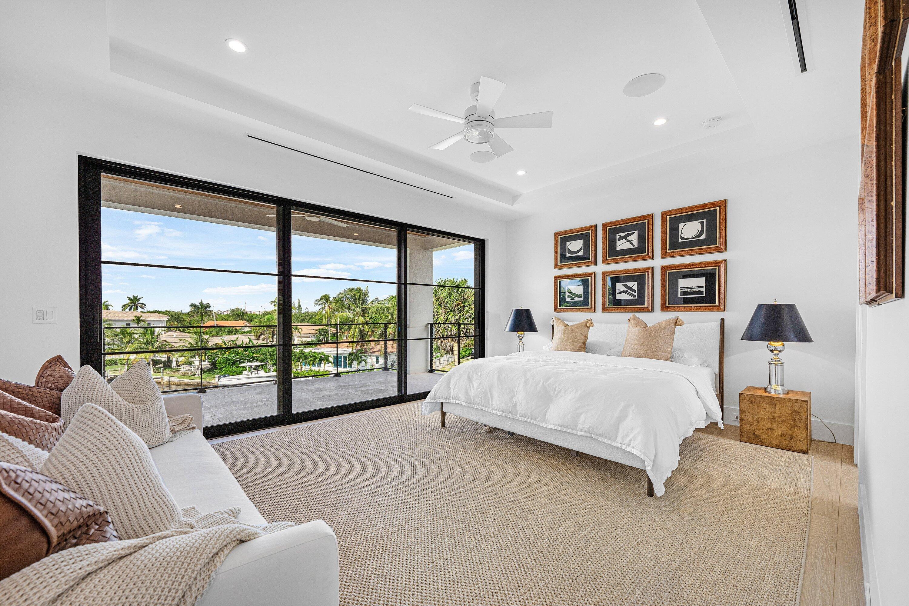 10 Harbour Drive S