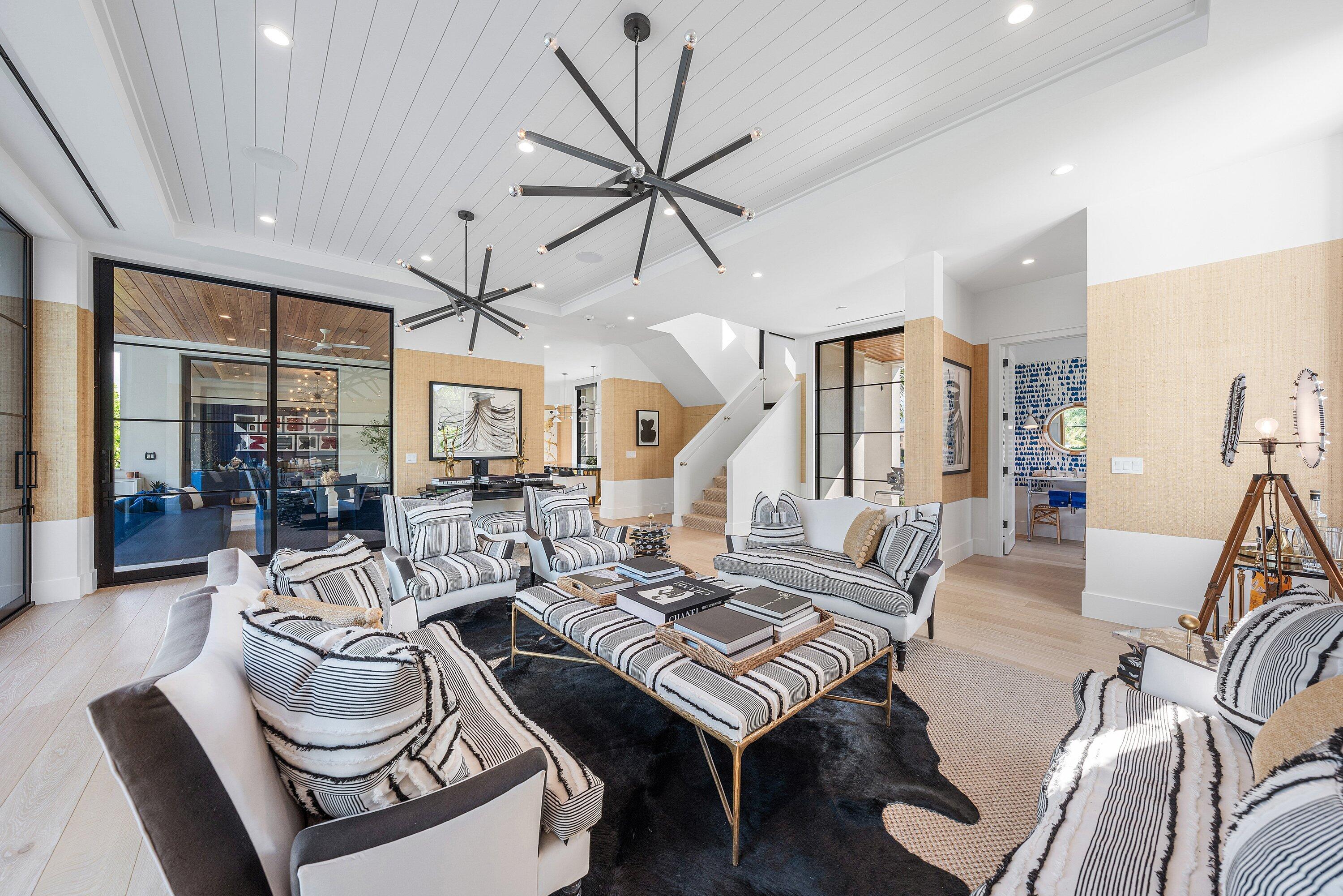 10 Harbour Drive S