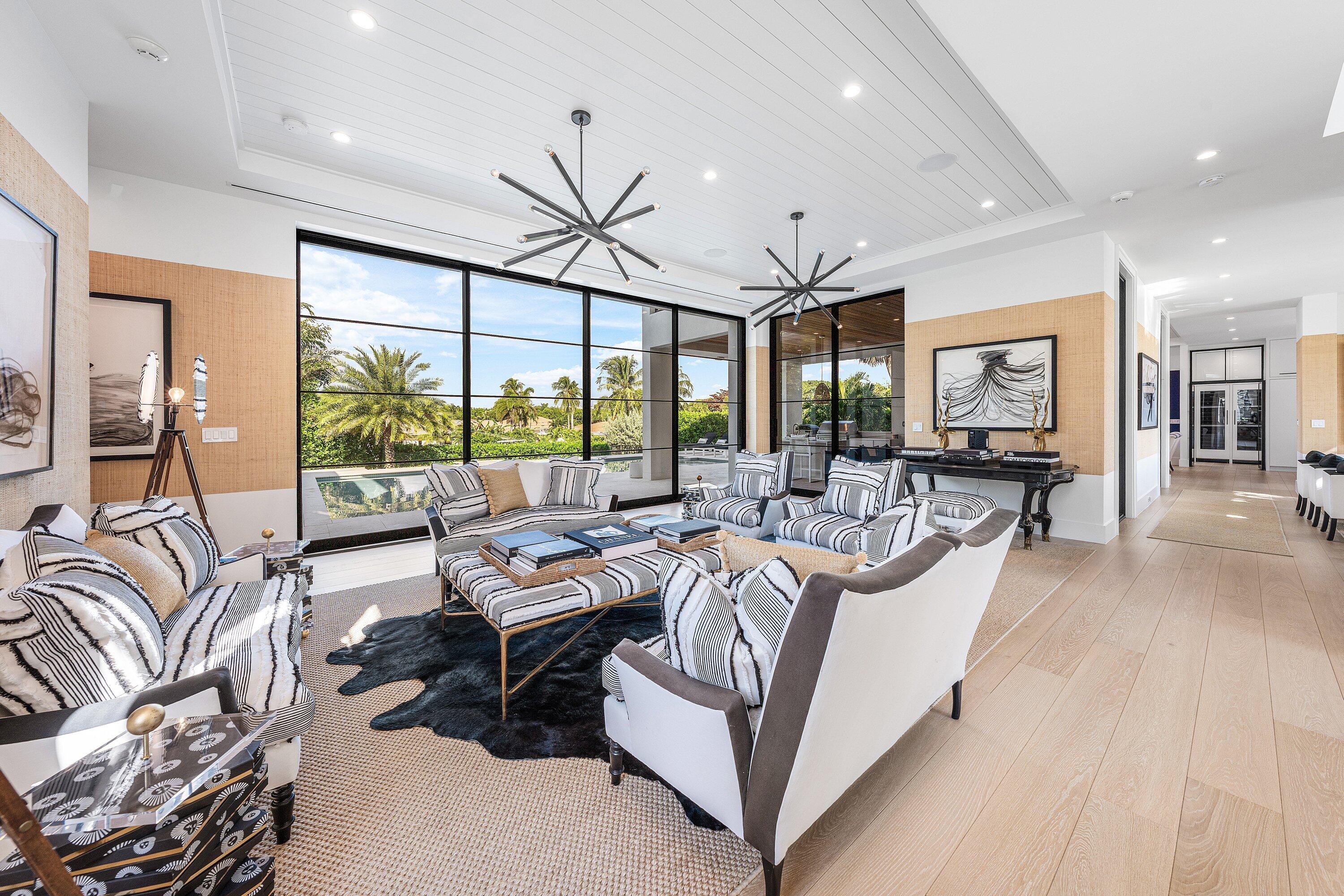10 Harbour Drive S
