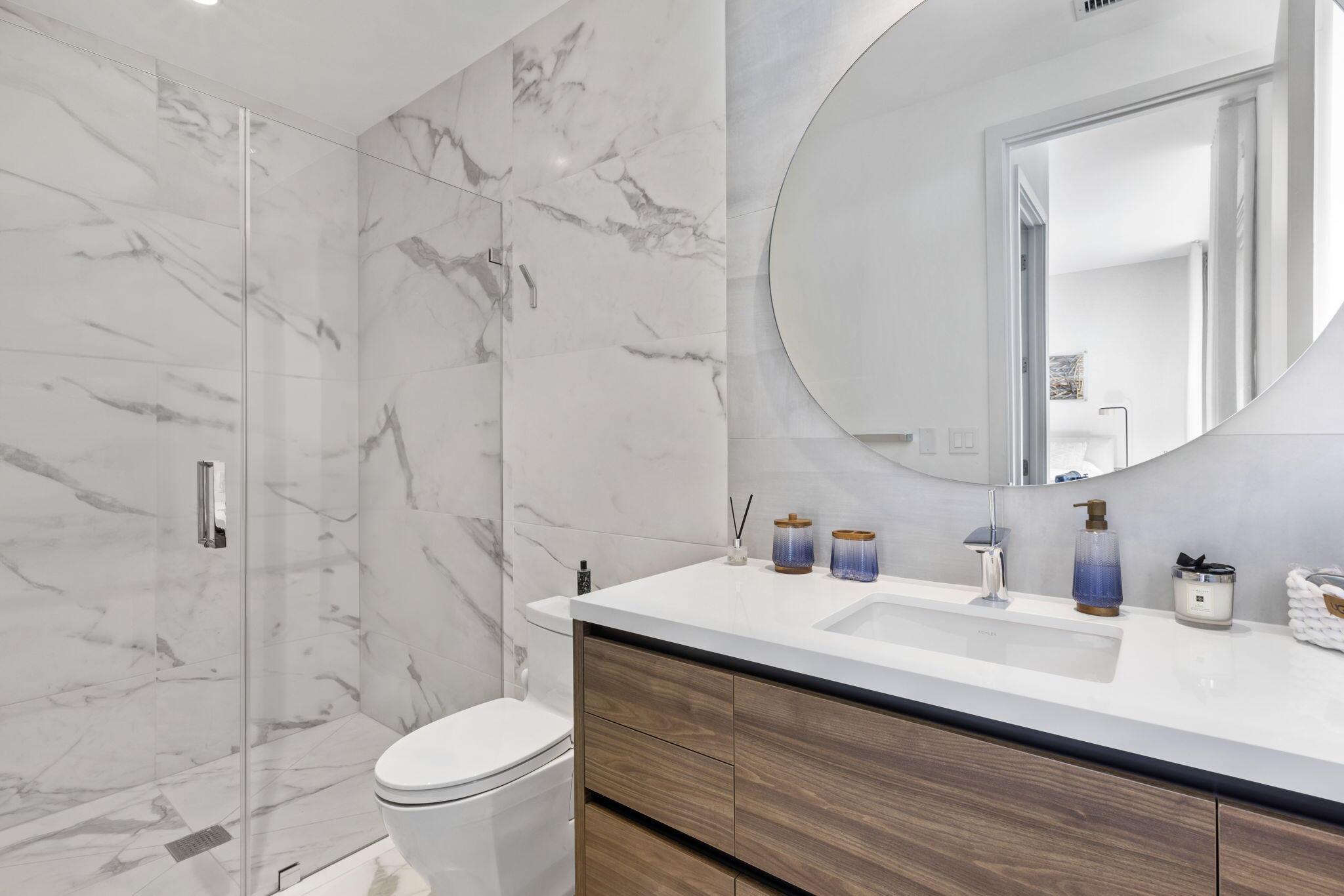 1625 S Ocean Boulevard 11