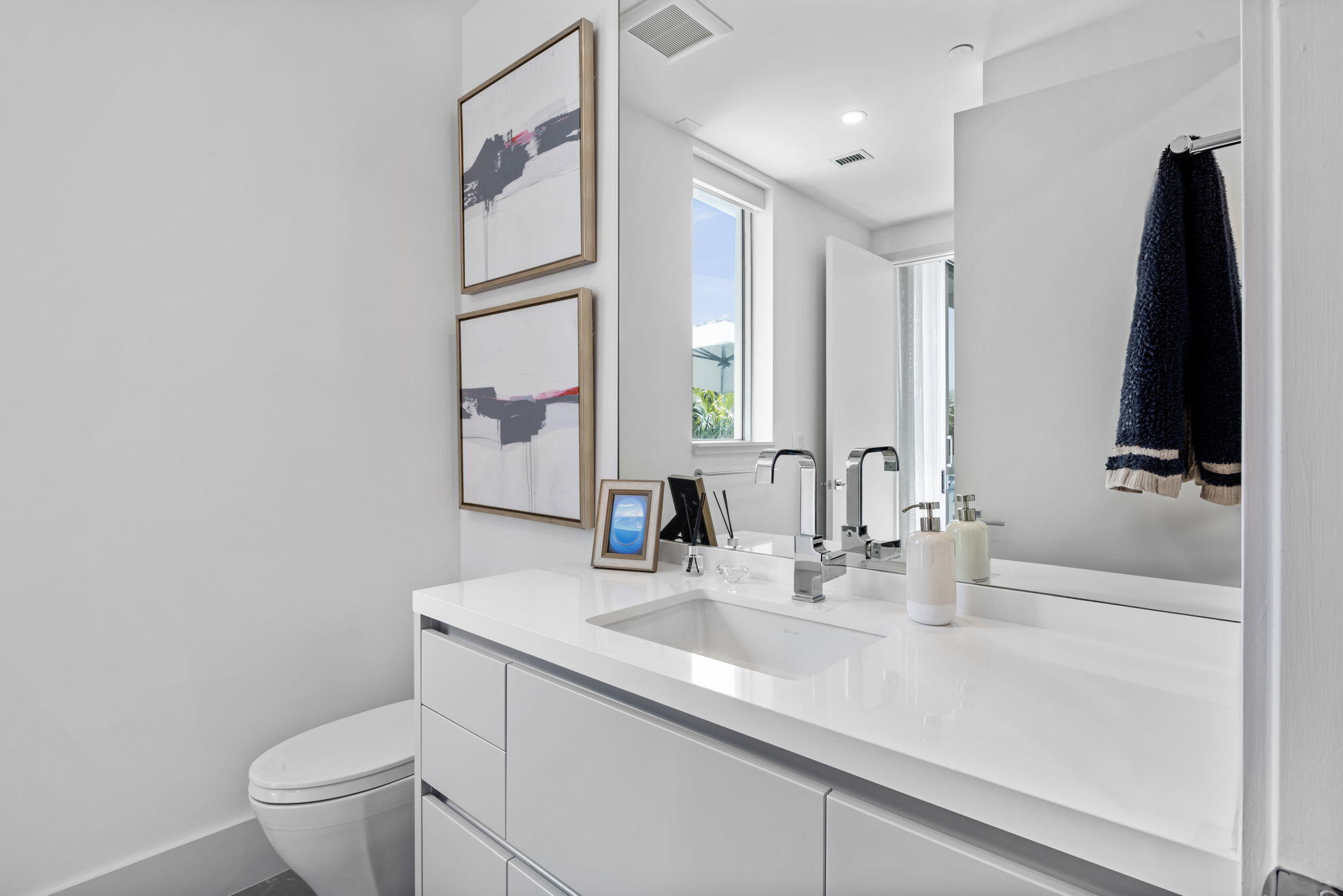 1625 S Ocean Boulevard 11