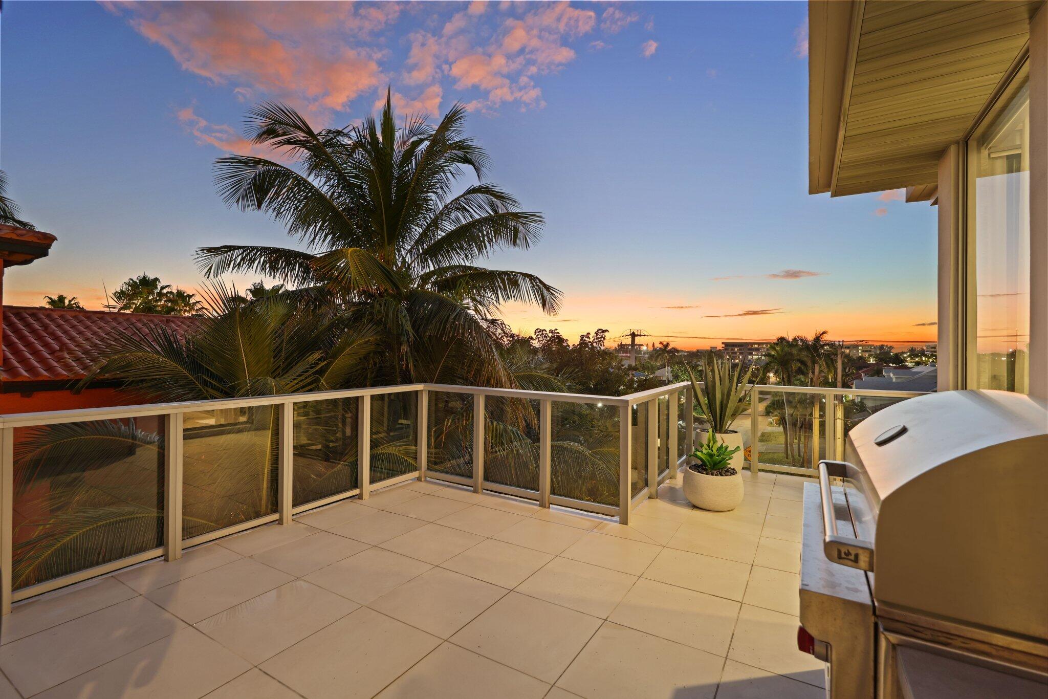 1625 S Ocean Boulevard 11