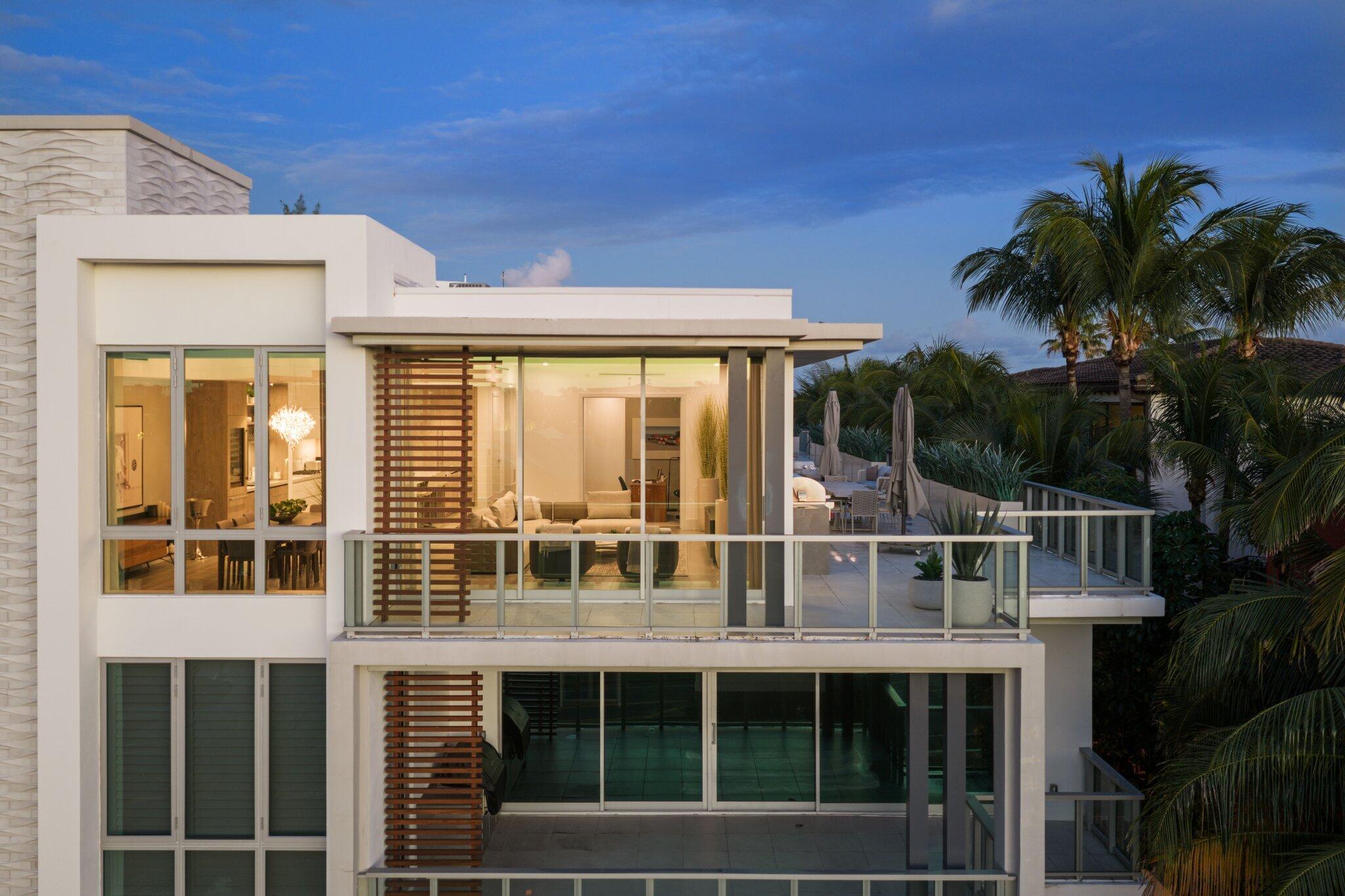 1625 S Ocean Boulevard 11