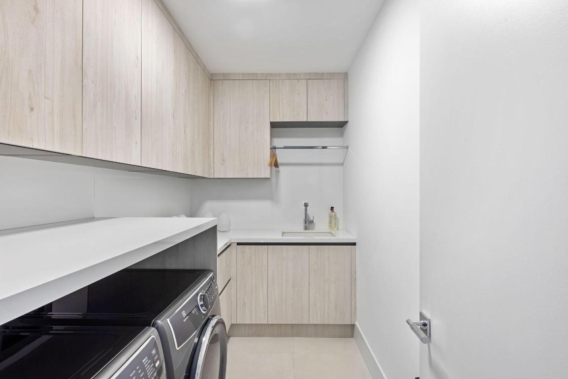 1625 S Ocean Boulevard 11