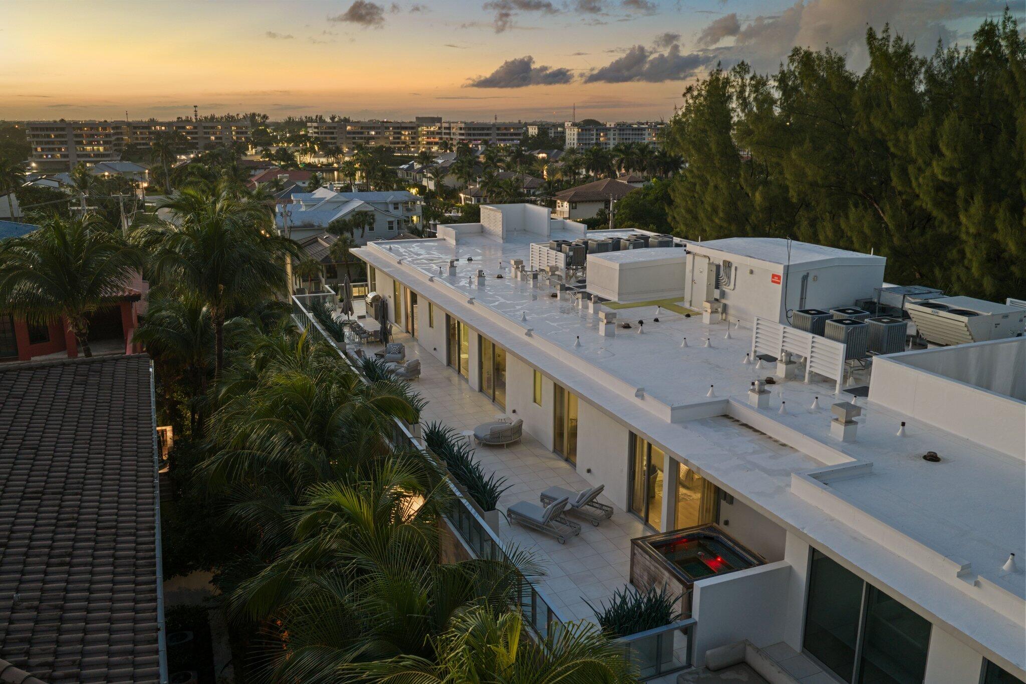 1625 S Ocean Boulevard 11