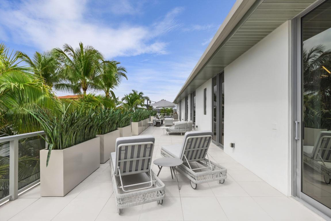 1625 S Ocean Boulevard 11