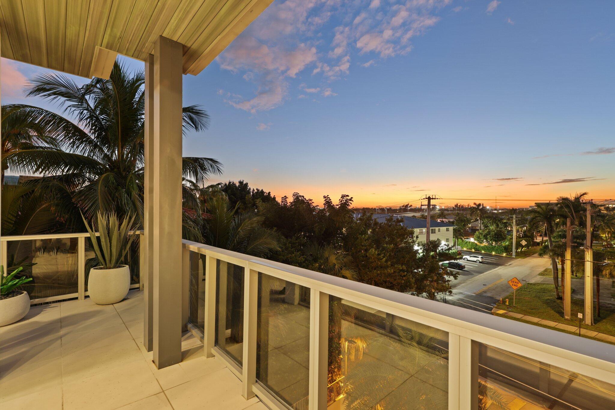 1625 S Ocean Boulevard 11