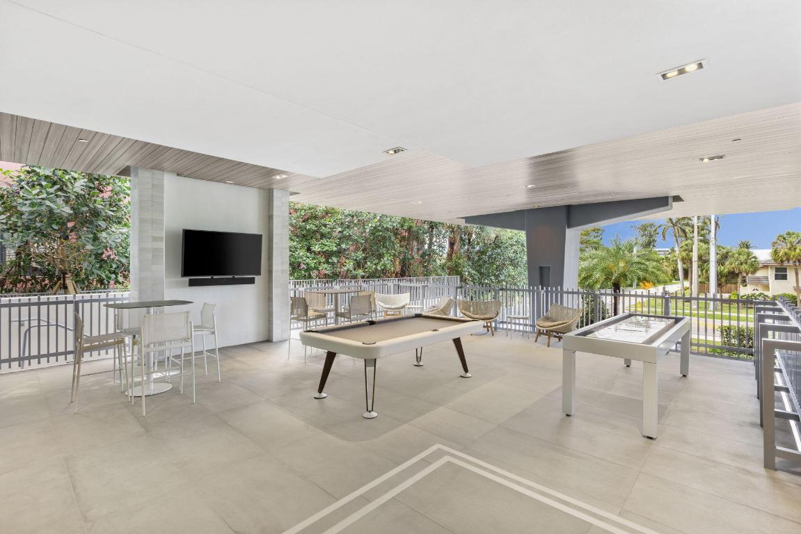 1625 S Ocean Boulevard 11