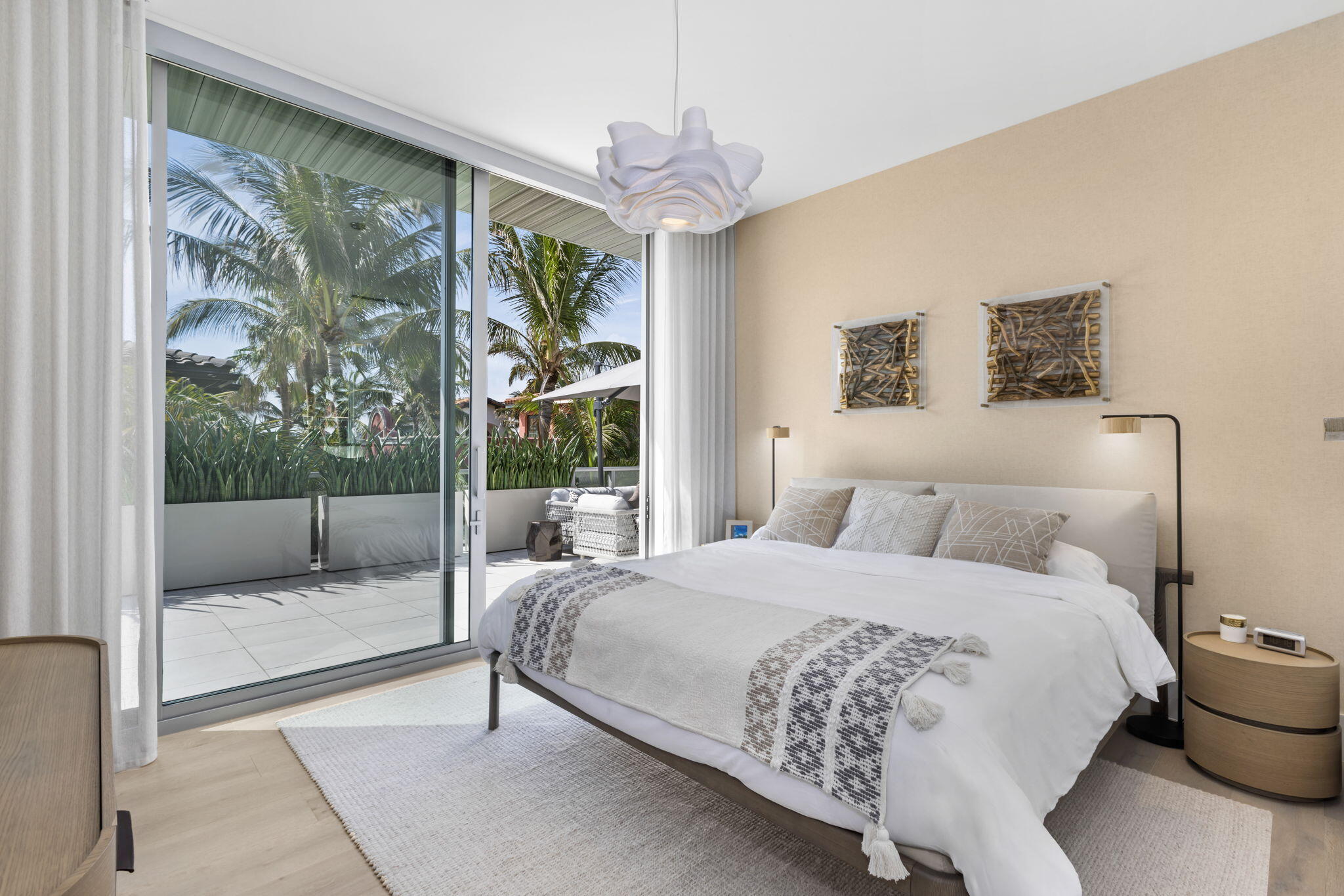 1625 S Ocean Boulevard 11