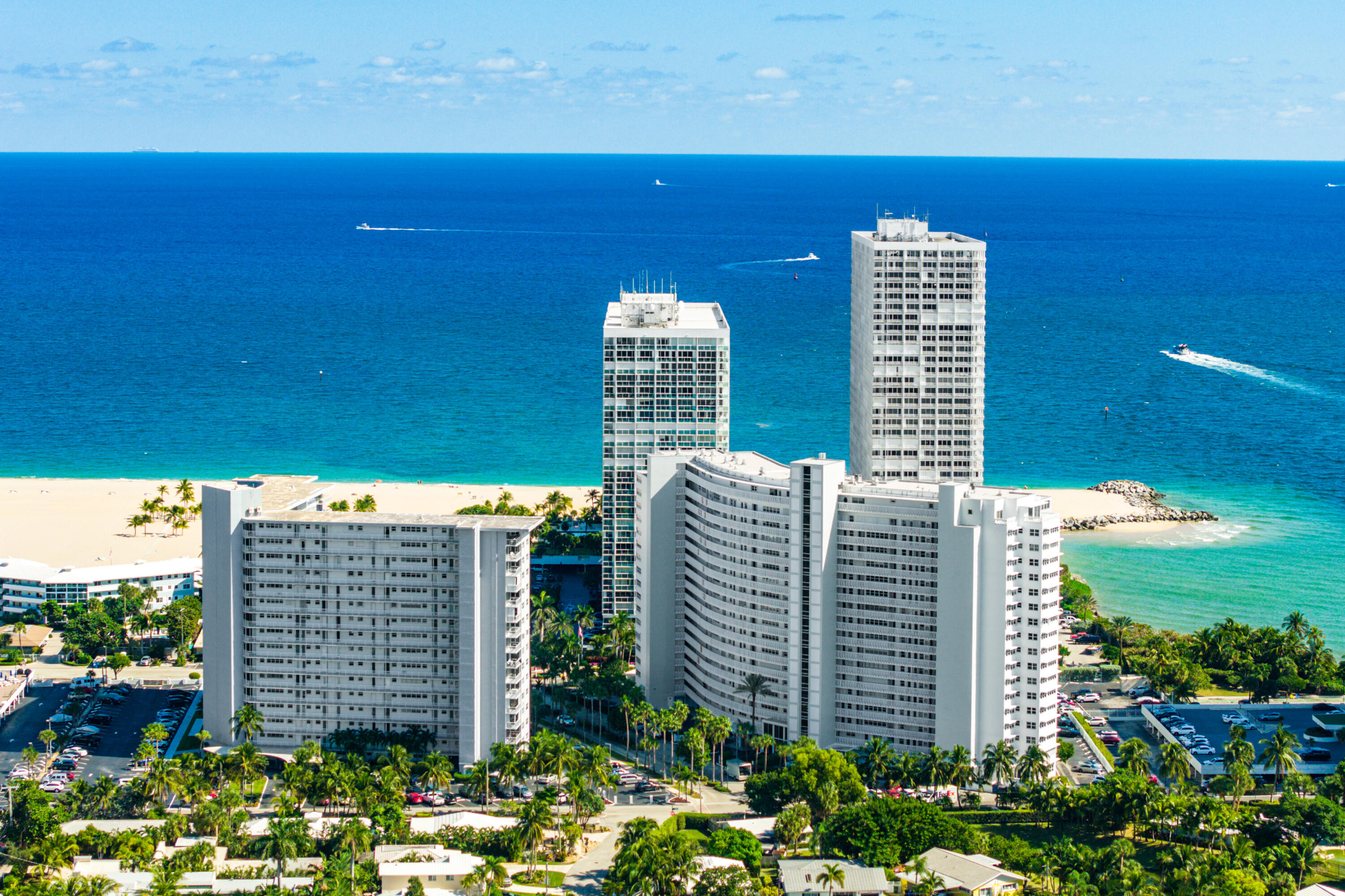 2100 S Ocean Lane 101