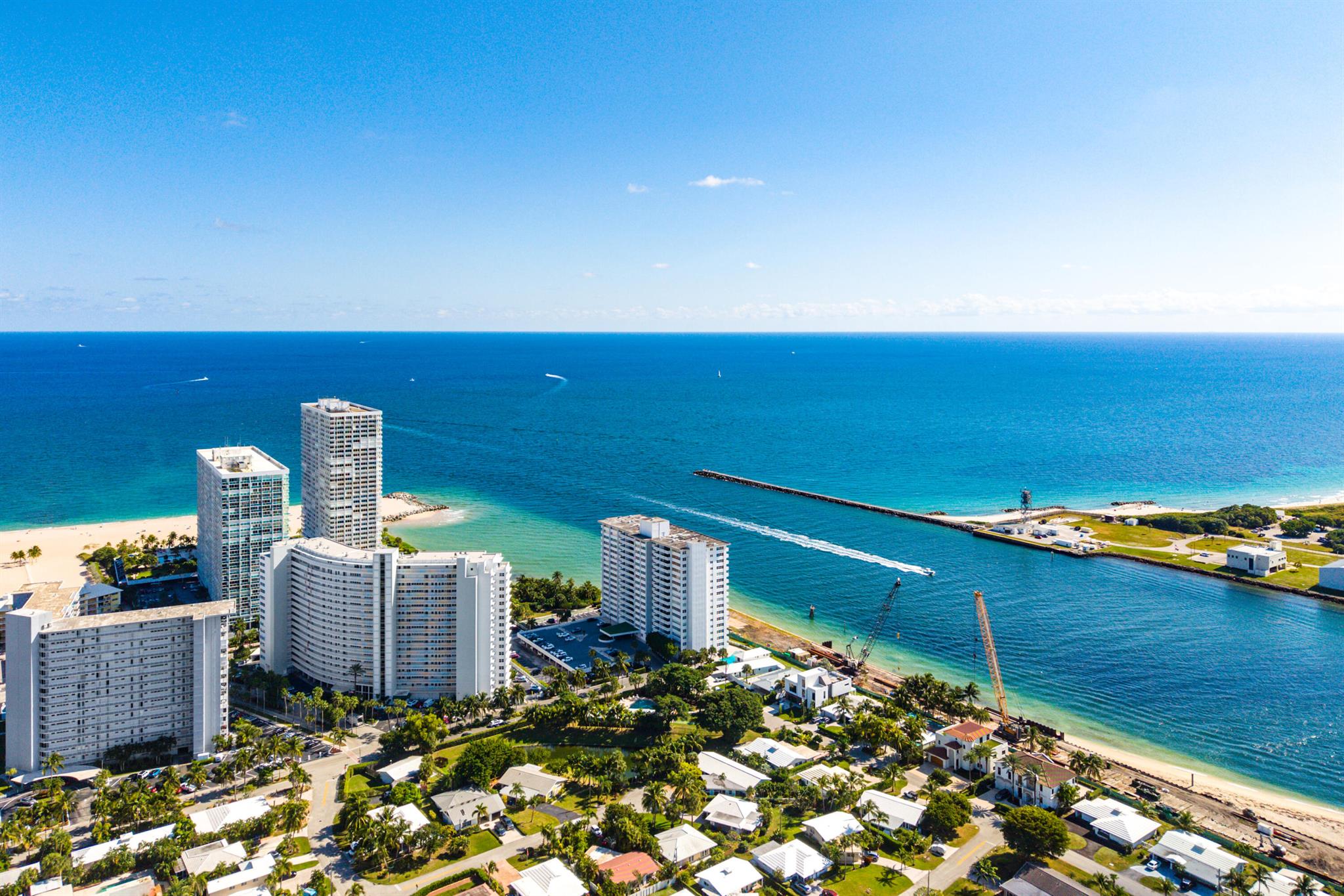 2100 S Ocean Lane 101