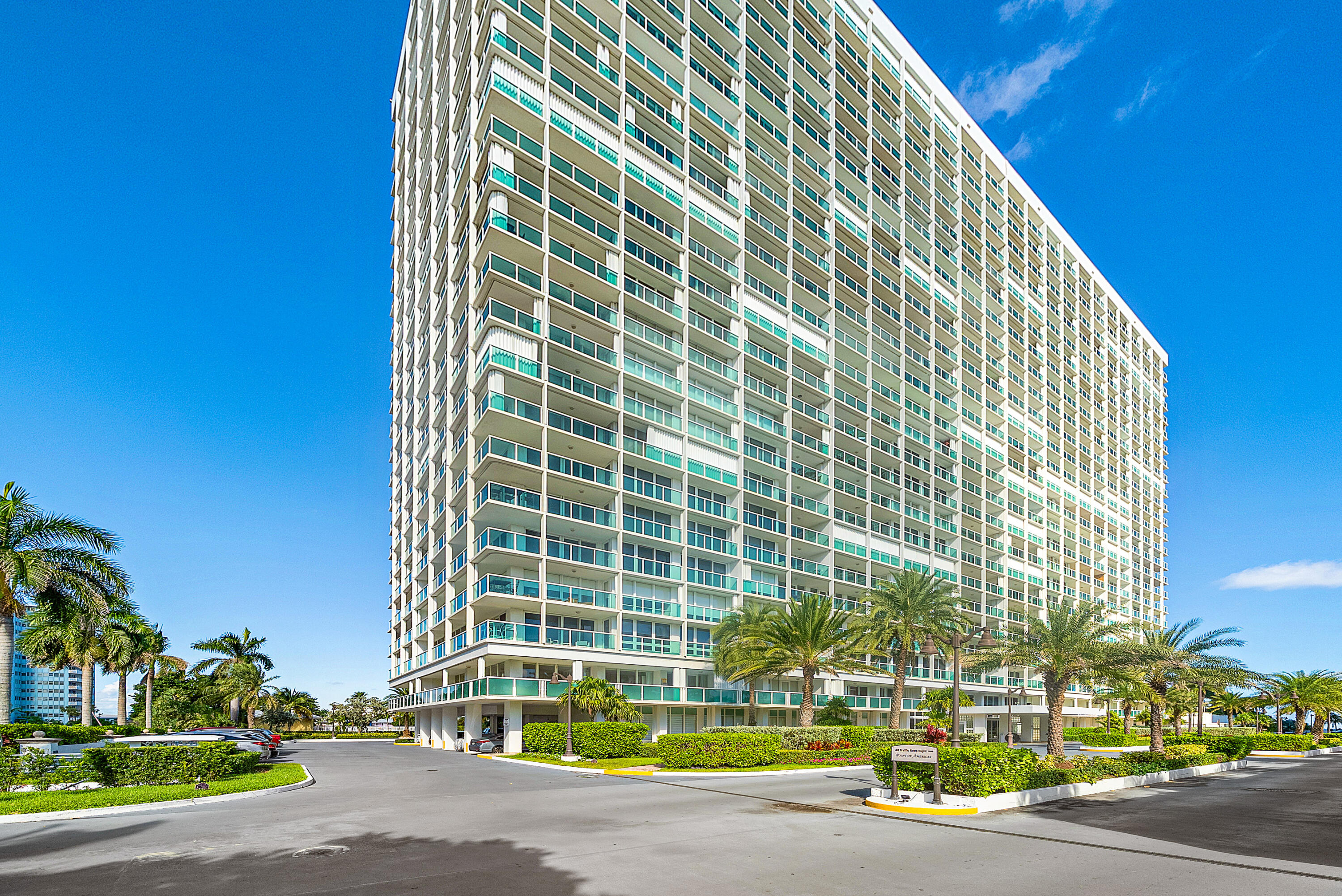 2100 S Ocean Lane 101