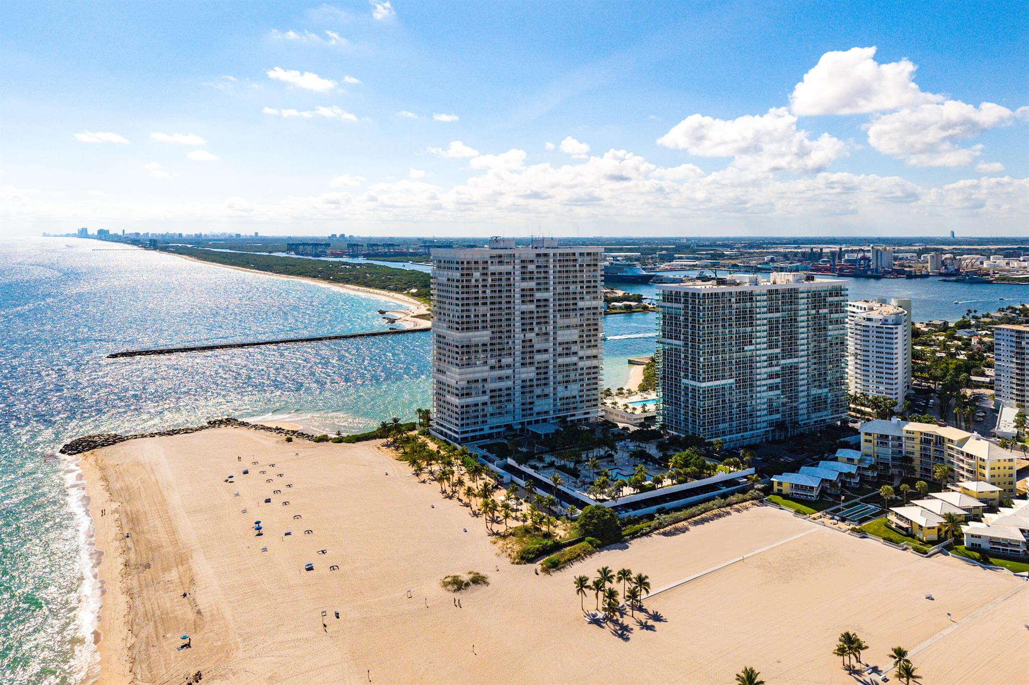 2100 S Ocean Lane 101