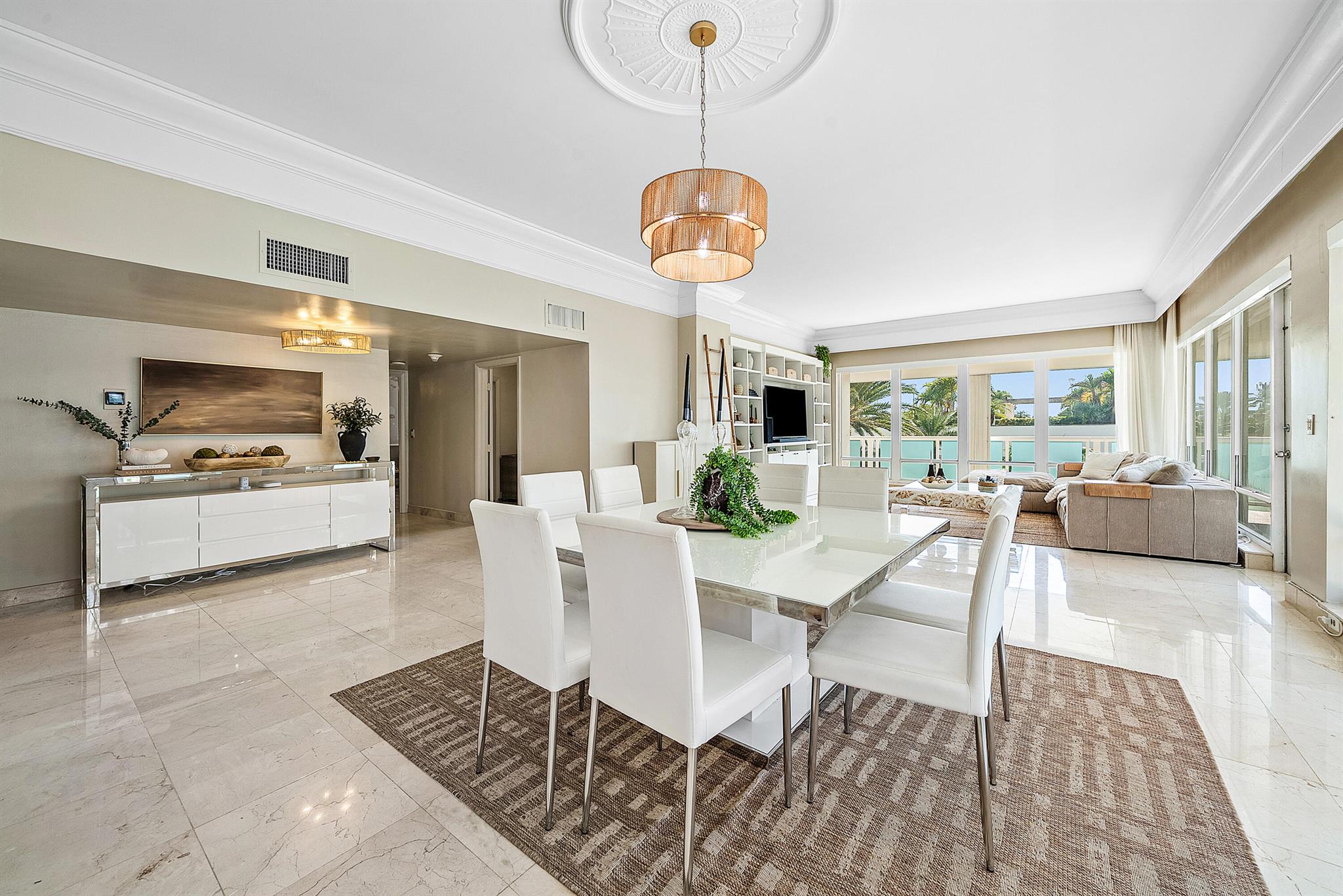 2100 S Ocean Lane 101