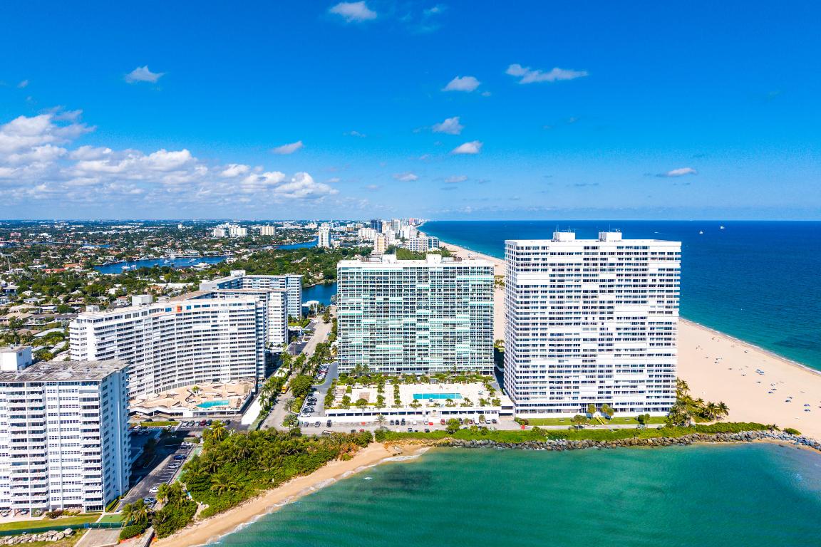 2100 S Ocean Lane 101