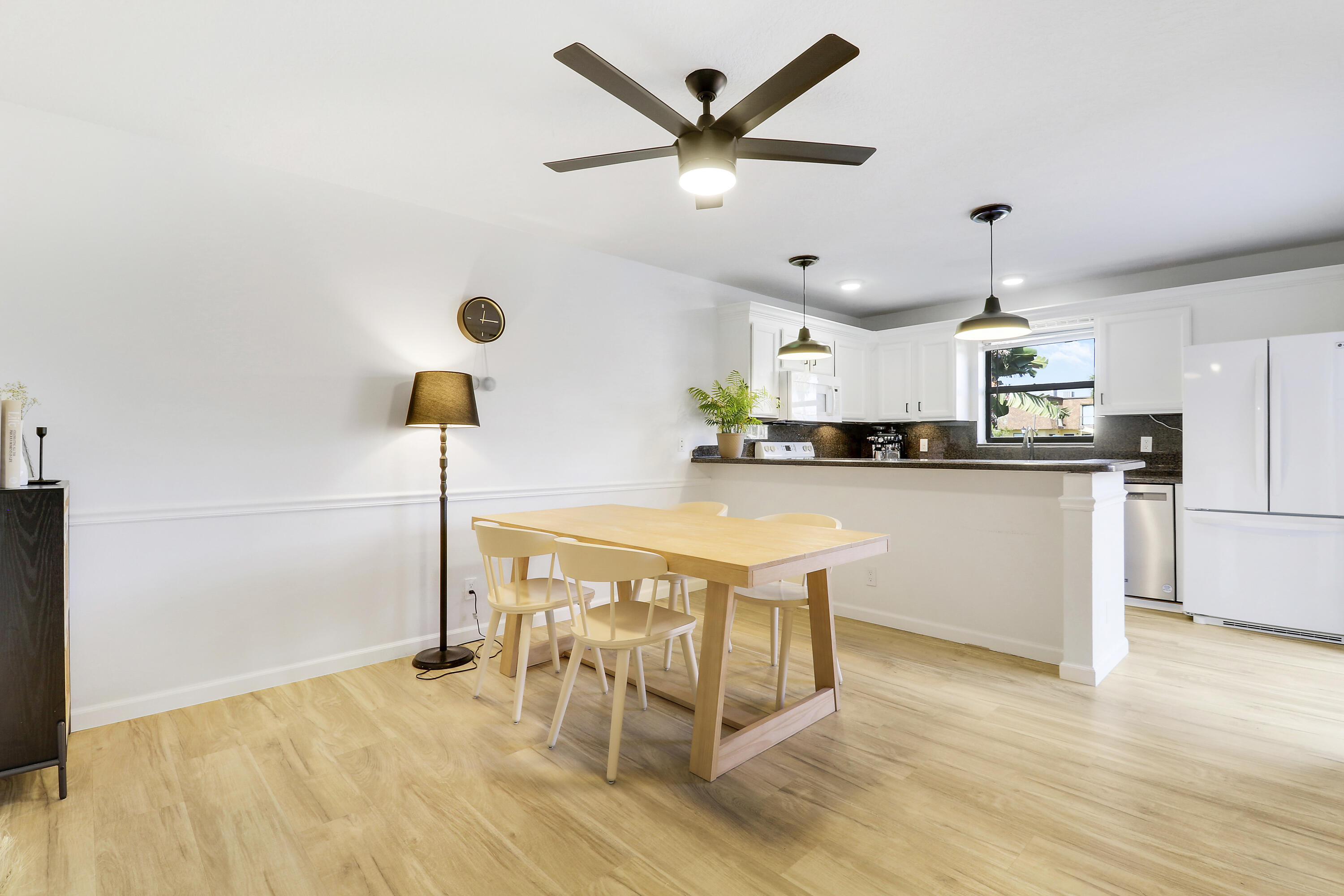 110 N Delaware Boulevard 16d