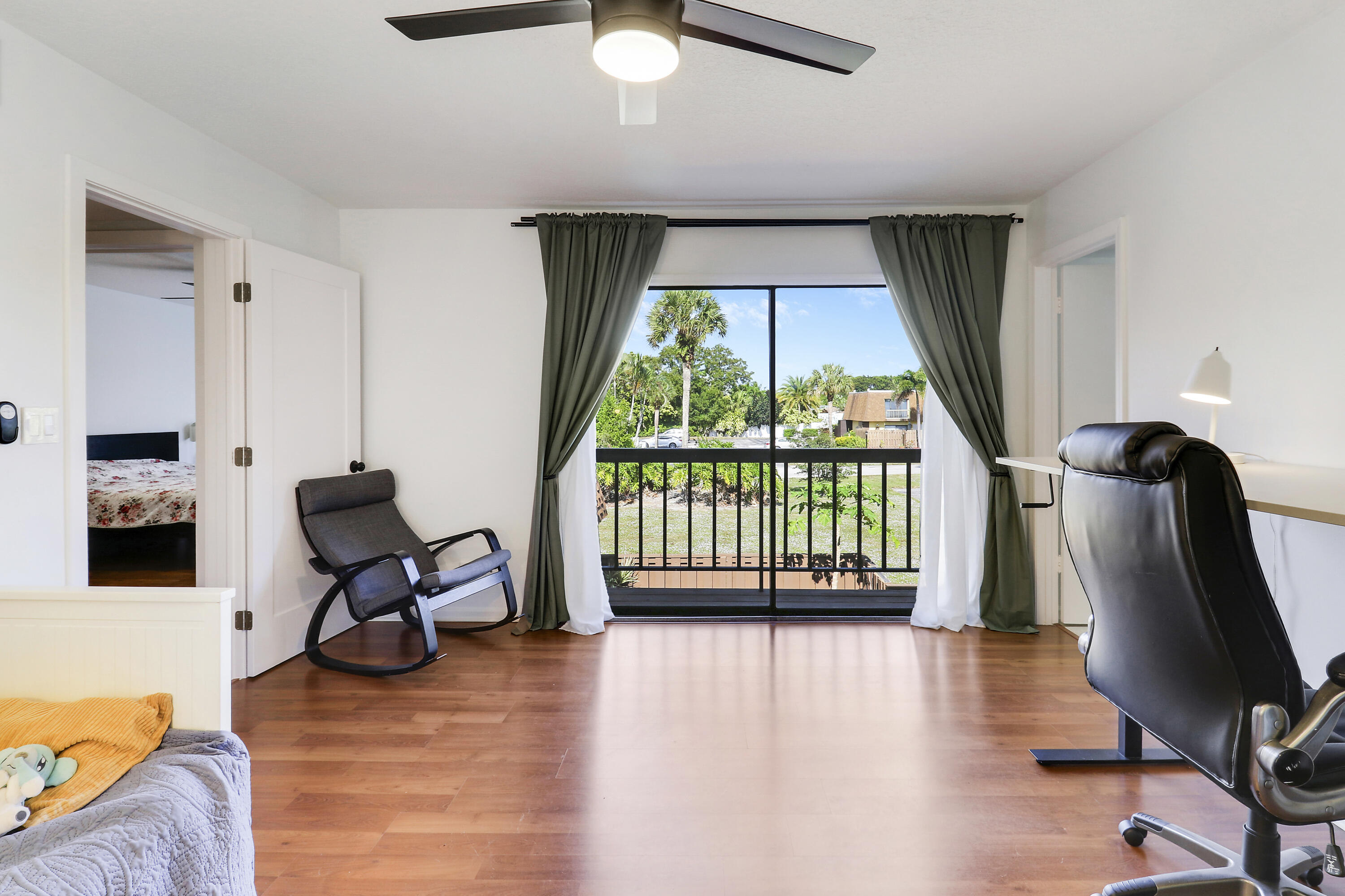 110 N Delaware Boulevard 16d