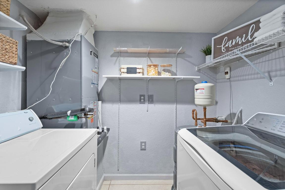 271 SW Palm Drive 304