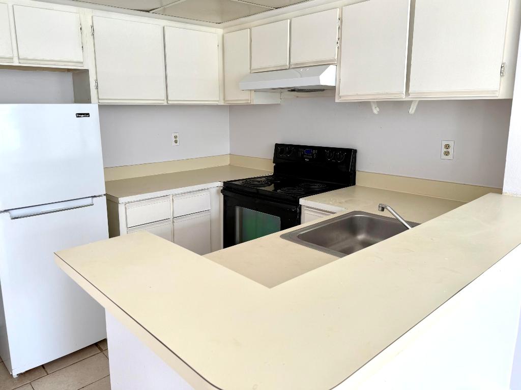 718 Executive Center Drive 34