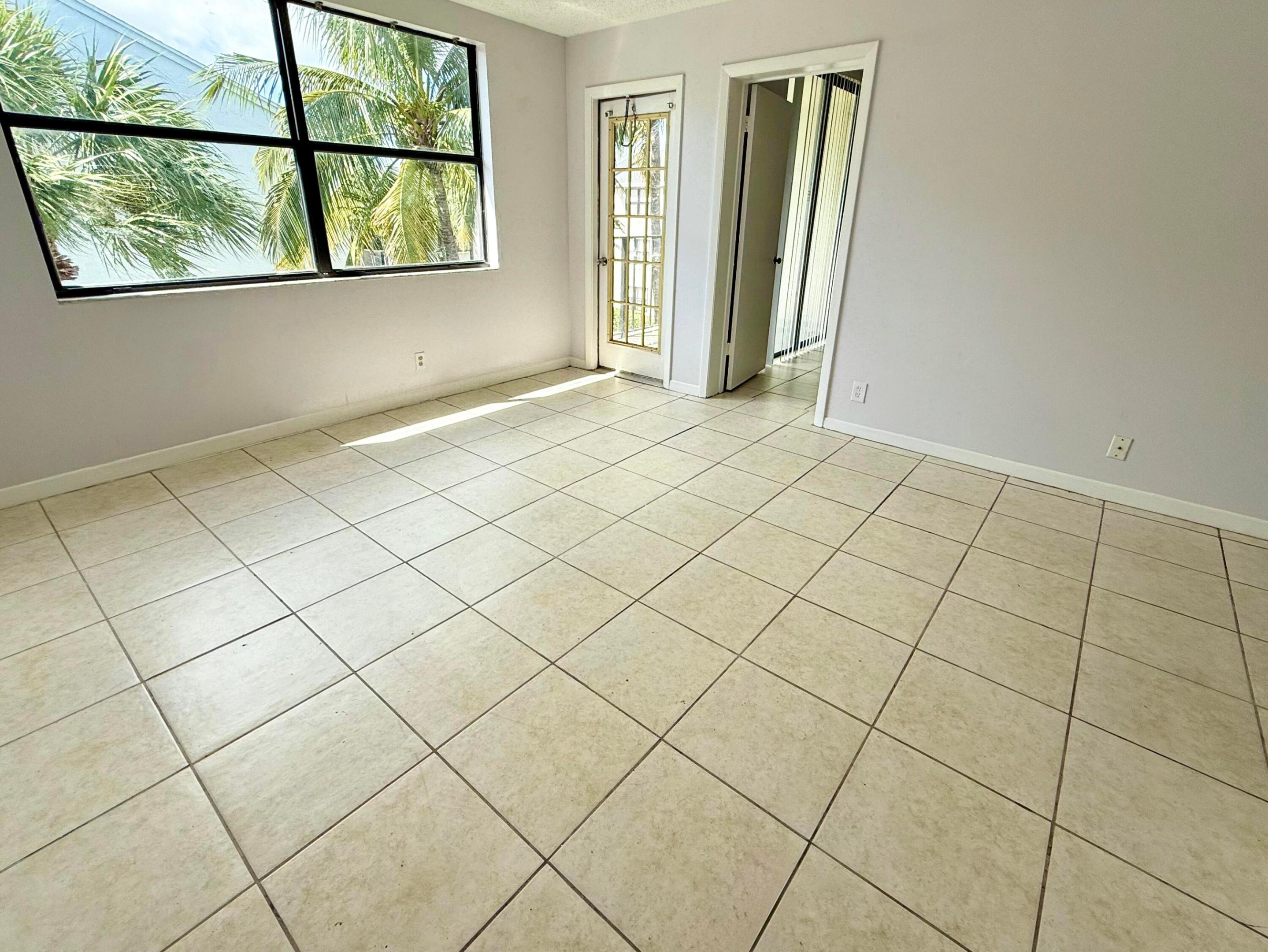 718 Executive Center Drive 34