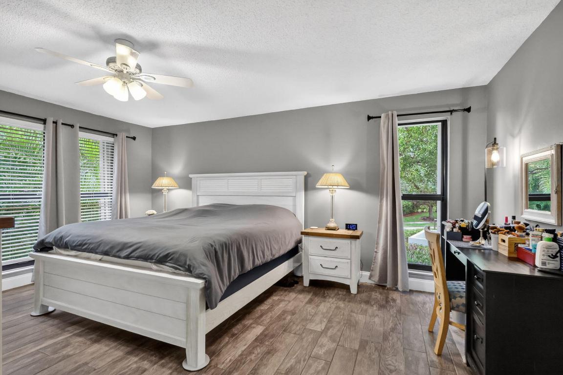 501 Dotterel Road 27c