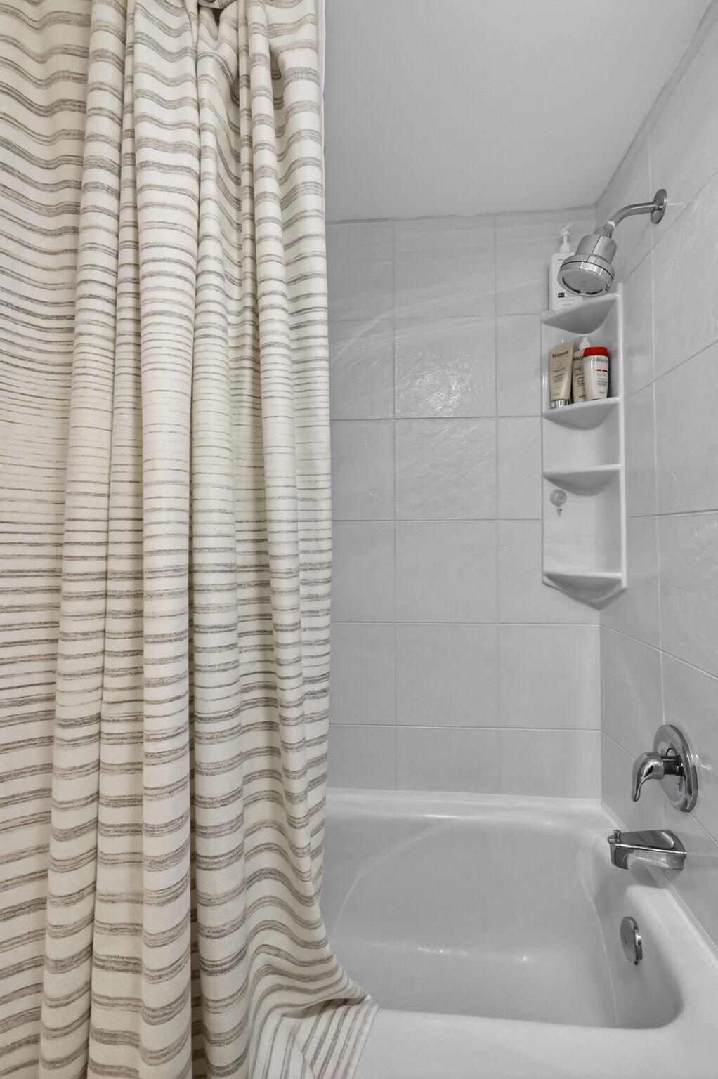 501 Dotterel Road 27c