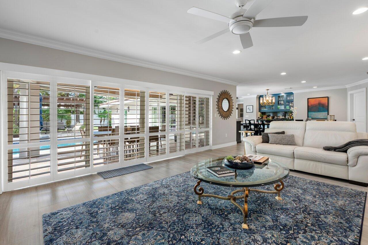 1701 Cocoanut Road