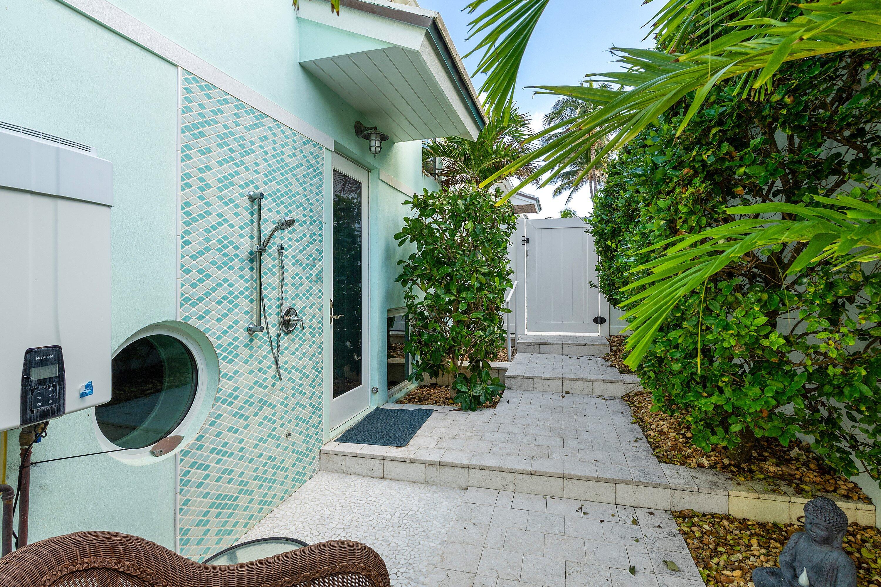 3421 S Ocean Boulevard 1