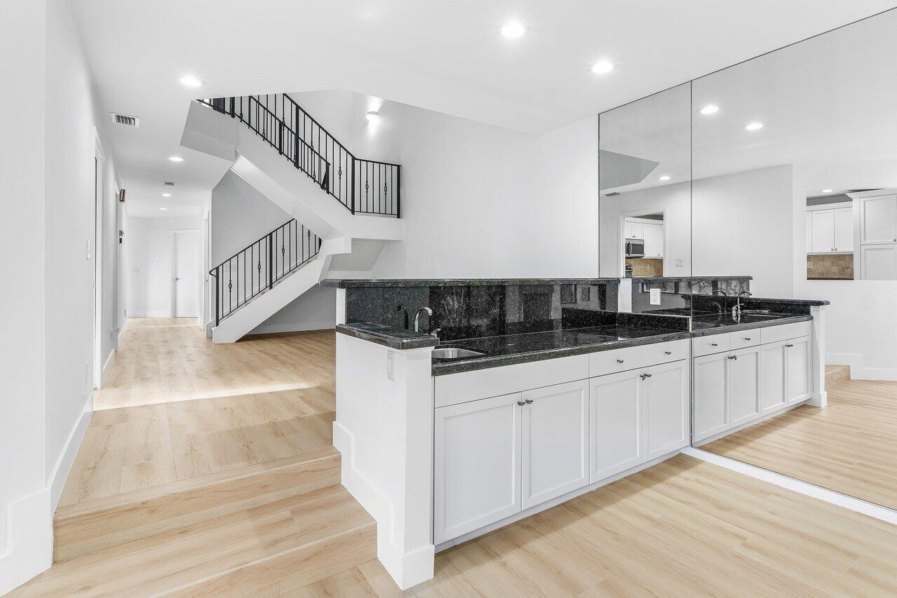 5109 N Ocean Boulevard H